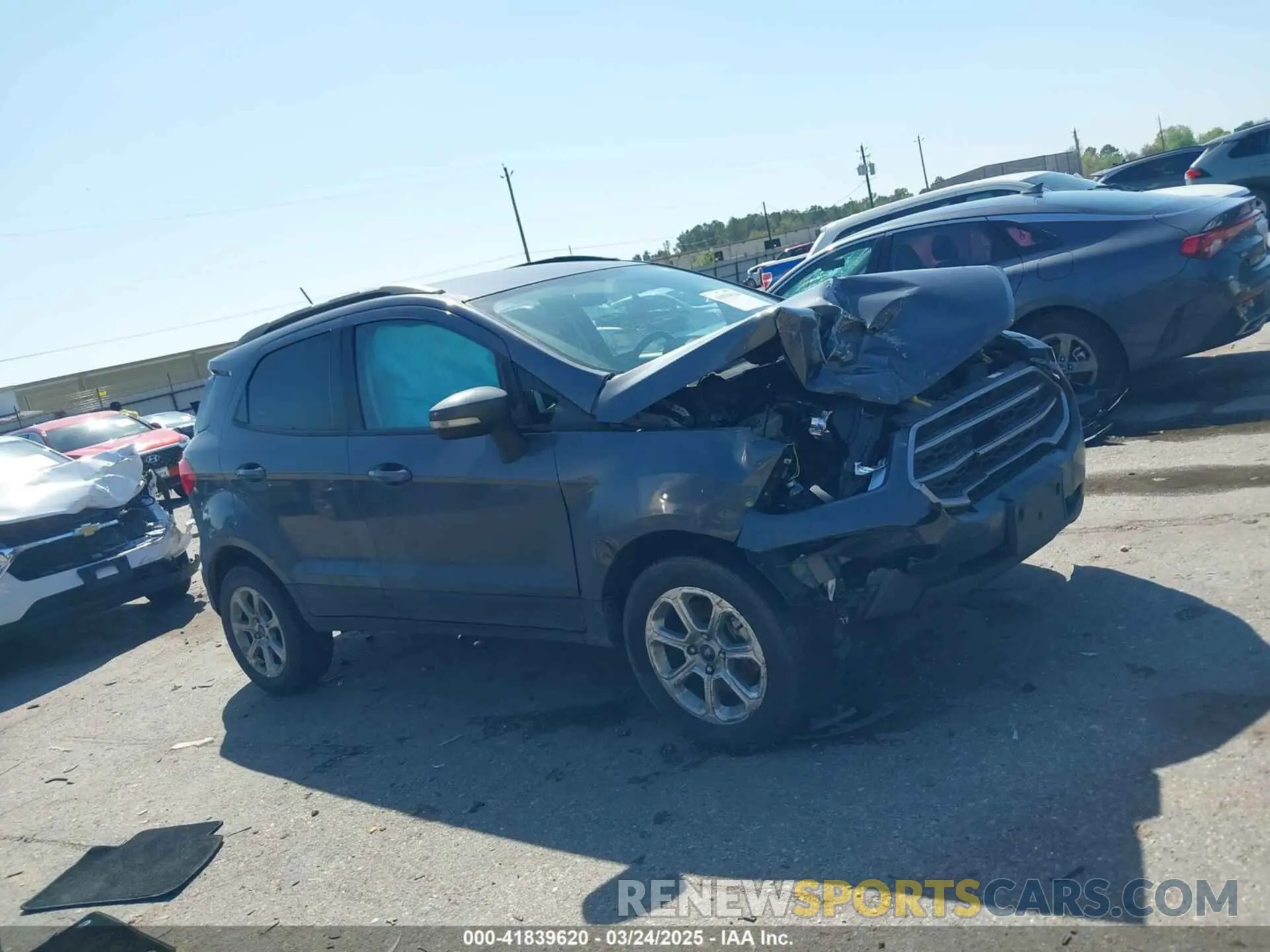 13 Фотография поврежденного автомобиля MAJ3S2GE1LC324829 FORD ECOSPORT 2020