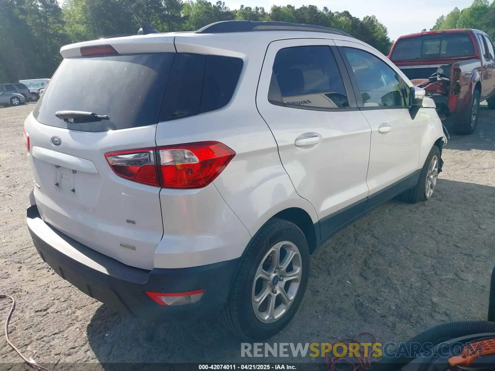4 Photograph of a damaged car MAJ3S2GE2LC311278 FORD ECOSPORT 2020
