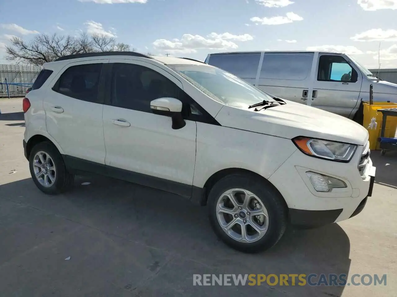 4 Photograph of a damaged car MAJ3S2GE4LC330530 FORD ECOSPORT 2020