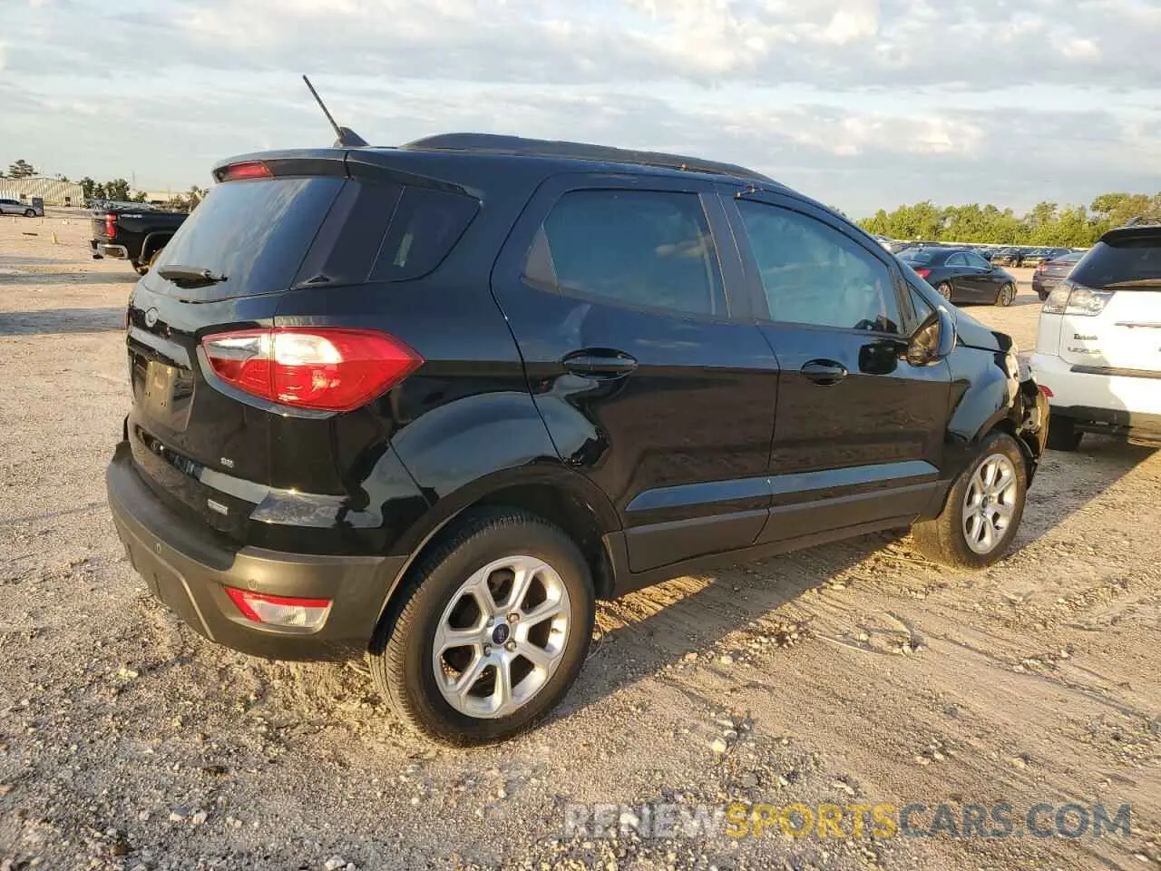3 Photograph of a damaged car MAJ3S2GE5LC314076 FORD ECOSPORT 2020