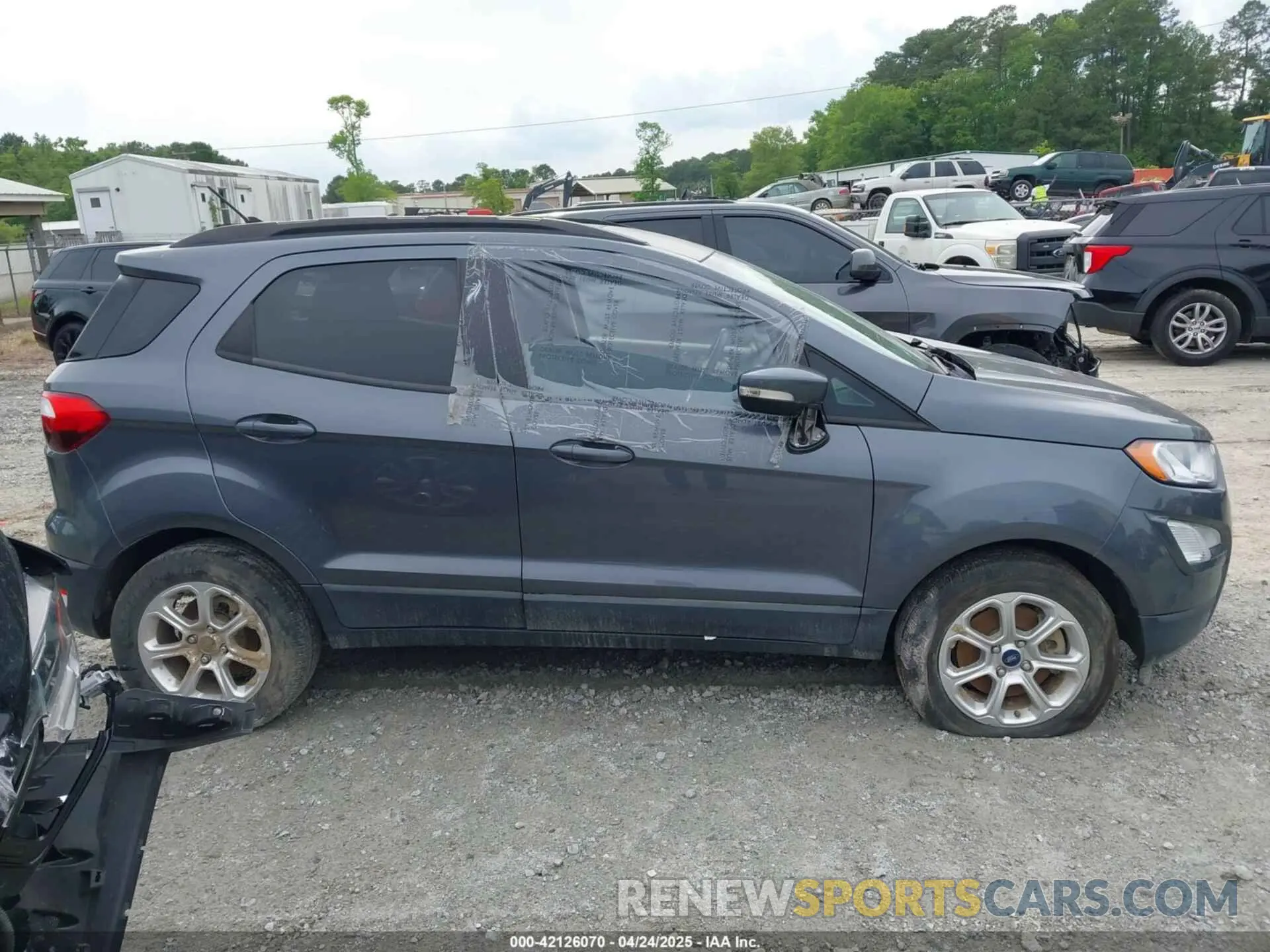 13 Фотография поврежденного автомобиля MAJ3S2GE8LC337853 FORD ECOSPORT 2020