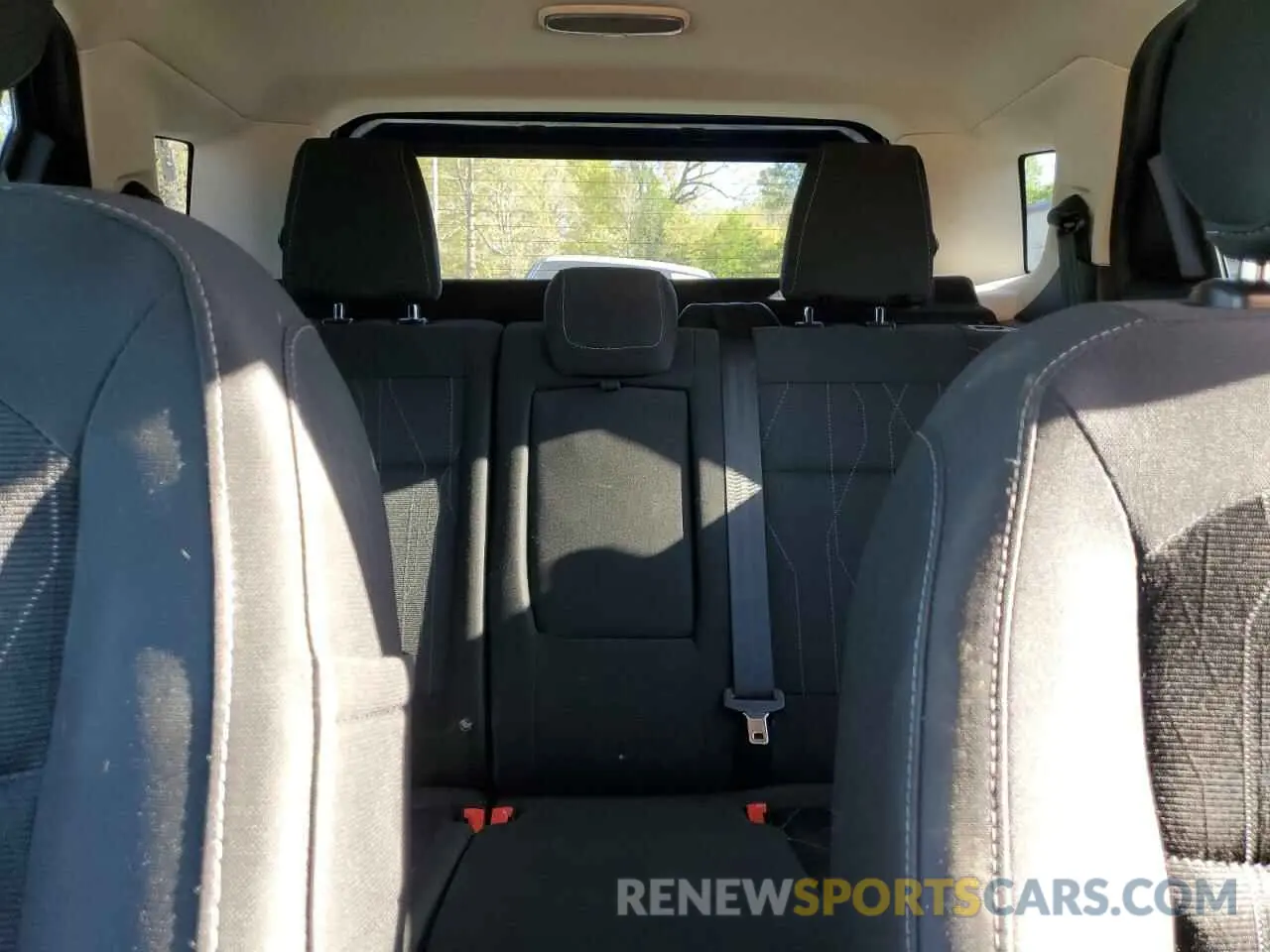 10 Фотография поврежденного автомобиля MAJ3S2GE8LC383120 FORD ECOSPORT 2020