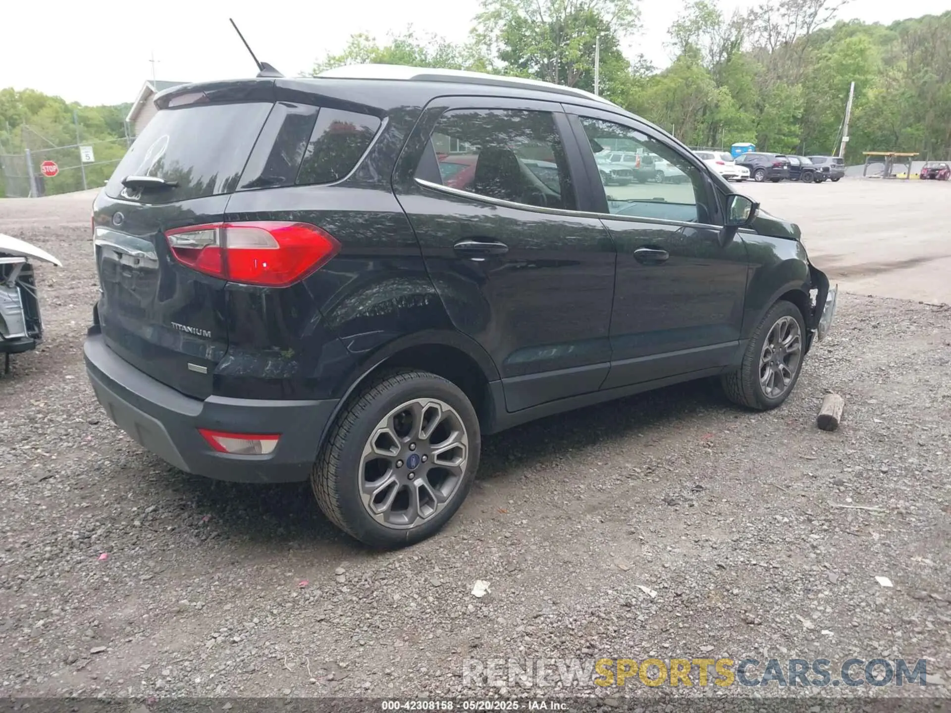 4 Photograph of a damaged car MAJ3S2KE4LC345827 FORD ECOSPORT 2020