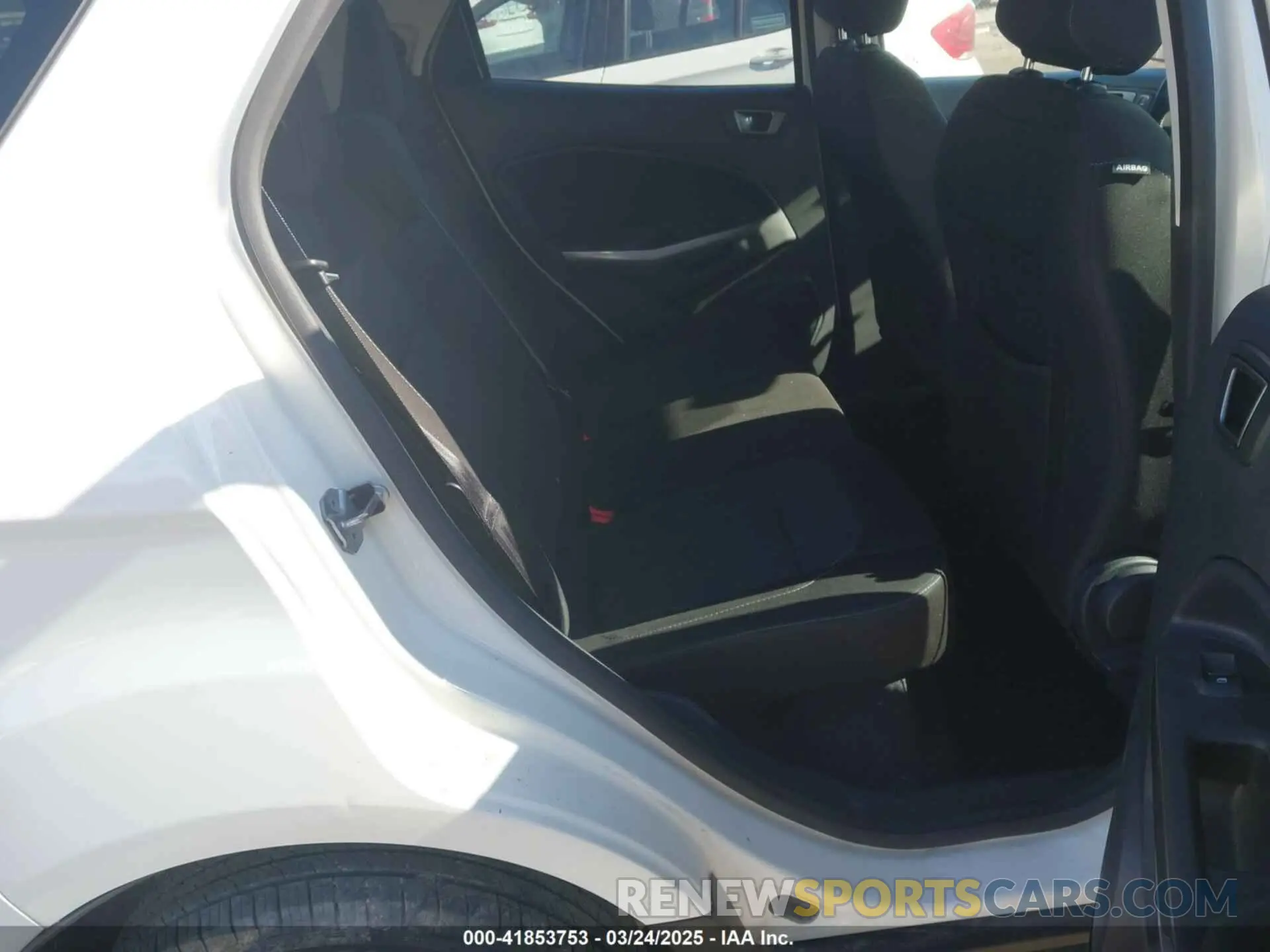 8 Photograph of a damaged car MAJ6S3GL2LC341558 FORD ECOSPORT 2020