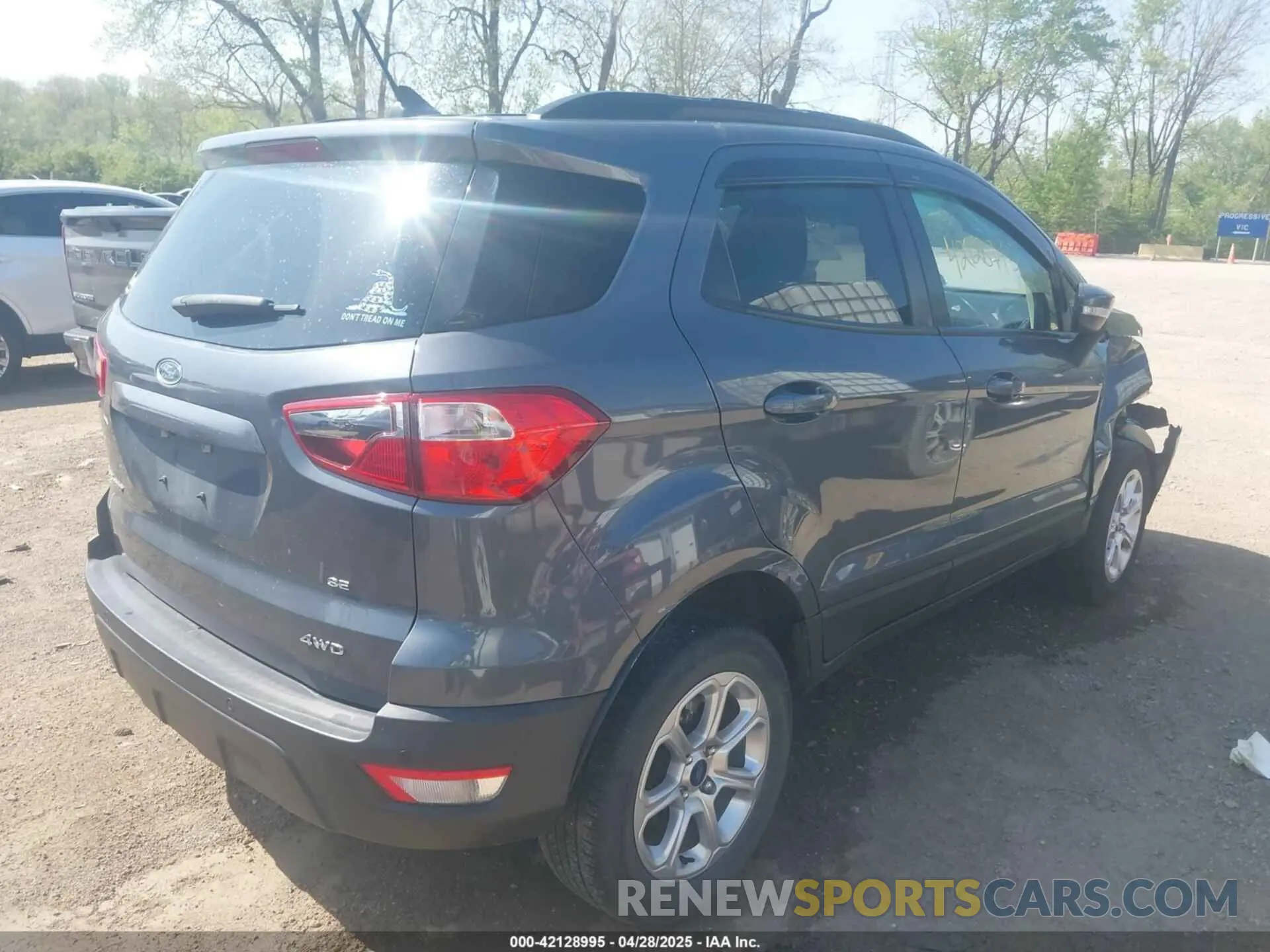 4 Фотография поврежденного автомобиля MAJ6S3GL3LC319729 FORD ECOSPORT 2020