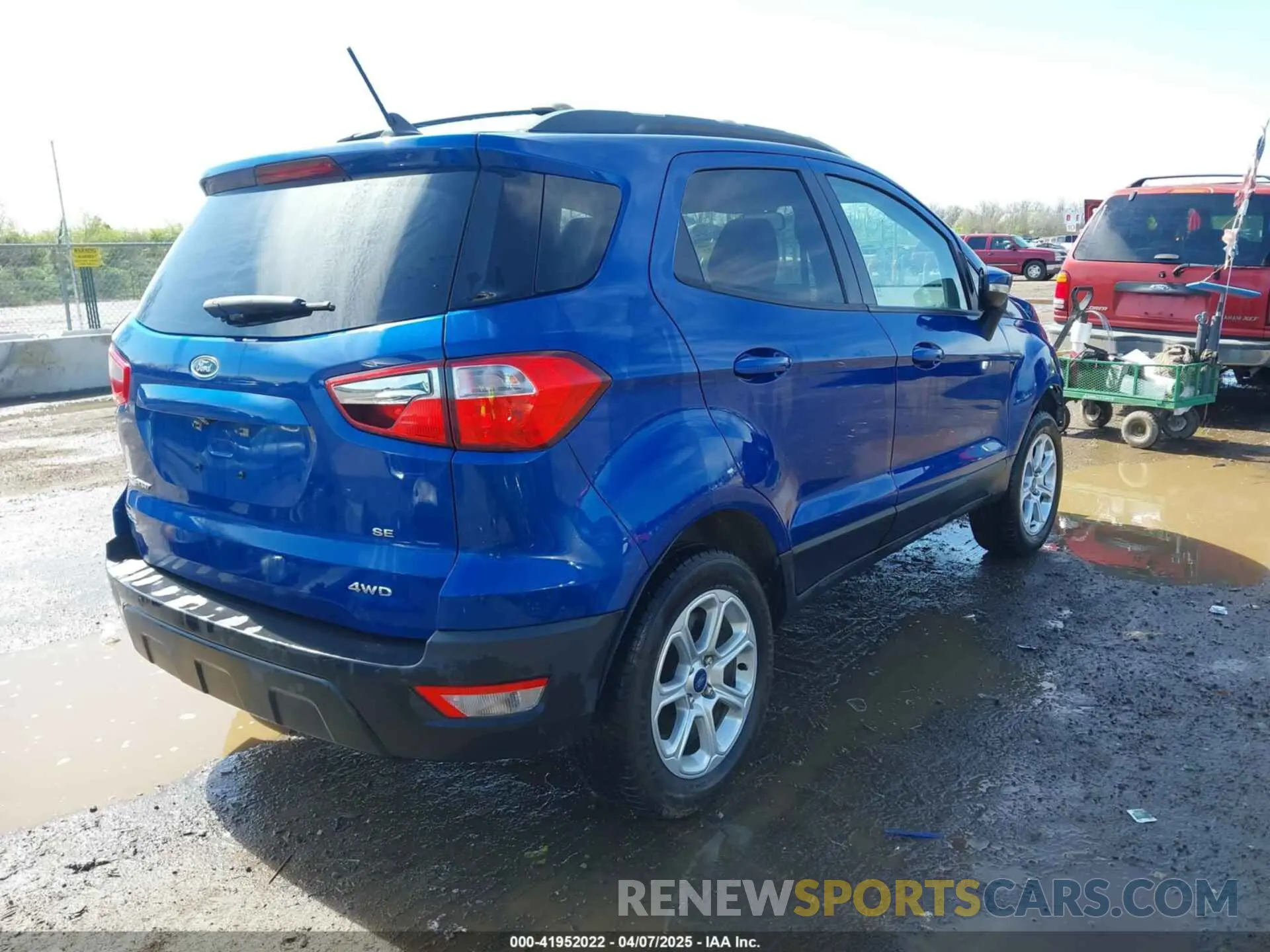 4 Photograph of a damaged car MAJ6S3GL4LC353601 FORD ECOSPORT 2020