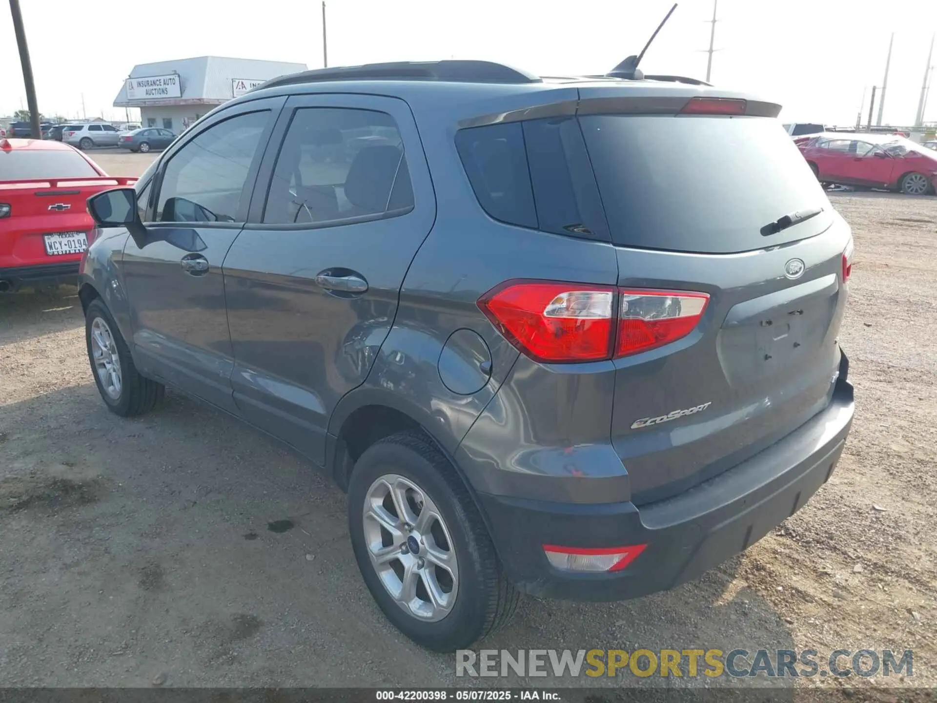 3 Photograph of a damaged car MAJ6S3GL7LC324710 FORD ECOSPORT 2020