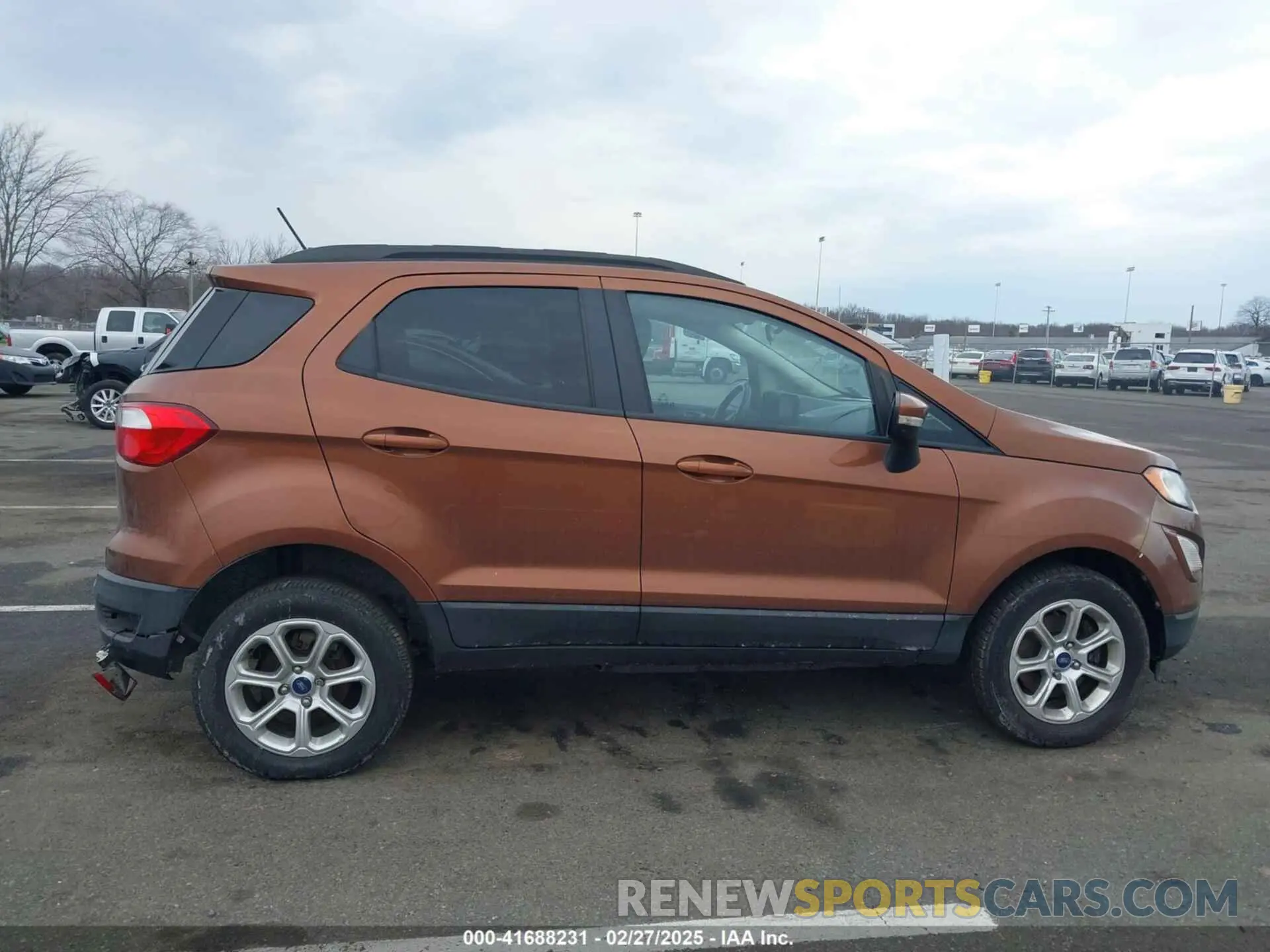 13 Фотография поврежденного автомобиля MAJ6S3GL7LC366150 FORD ECOSPORT 2020