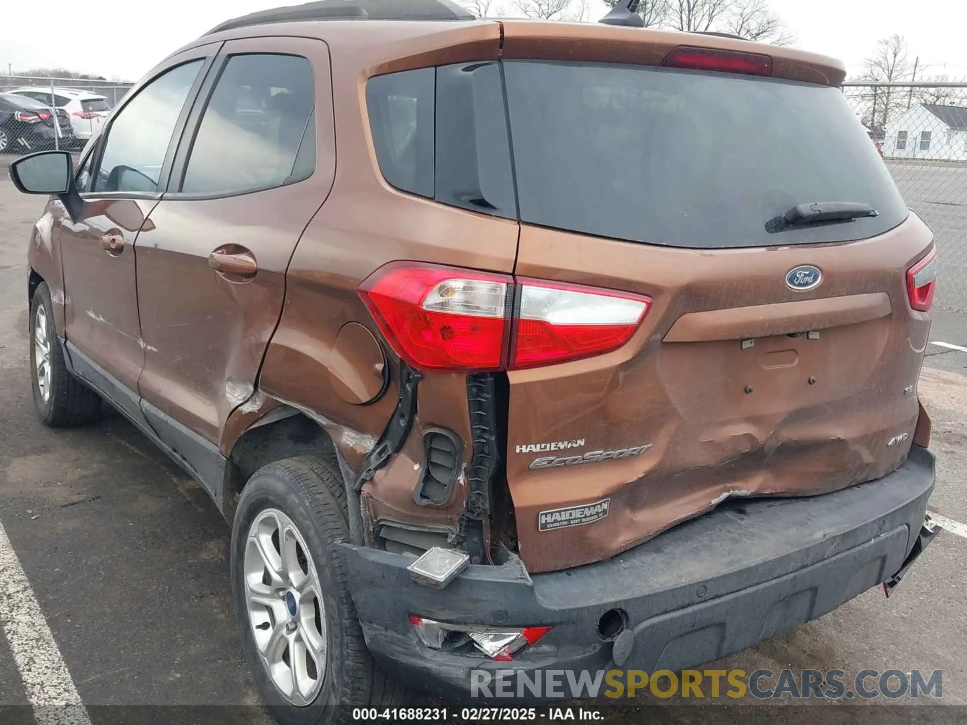 3 Фотография поврежденного автомобиля MAJ6S3GL7LC366150 FORD ECOSPORT 2020