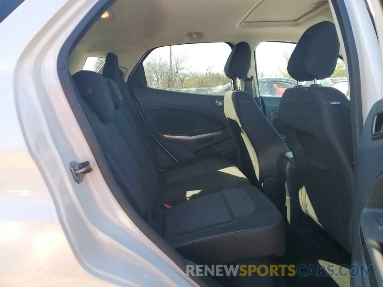 11 Фотография поврежденного автомобиля MAJ6S3GL8LC354945 FORD ECOSPORT 2020