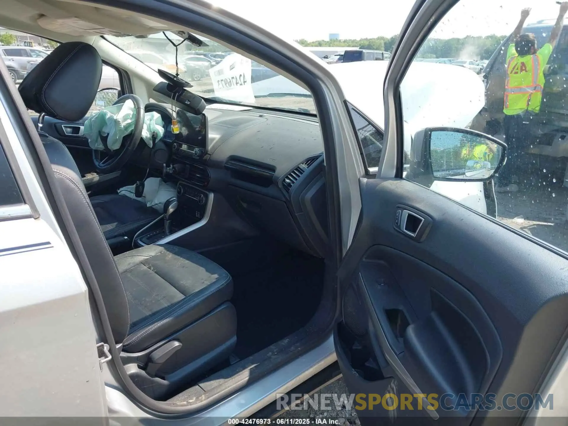 5 Photograph of a damaged car MAJ6S3KL4LC357140 FORD ECOSPORT 2020