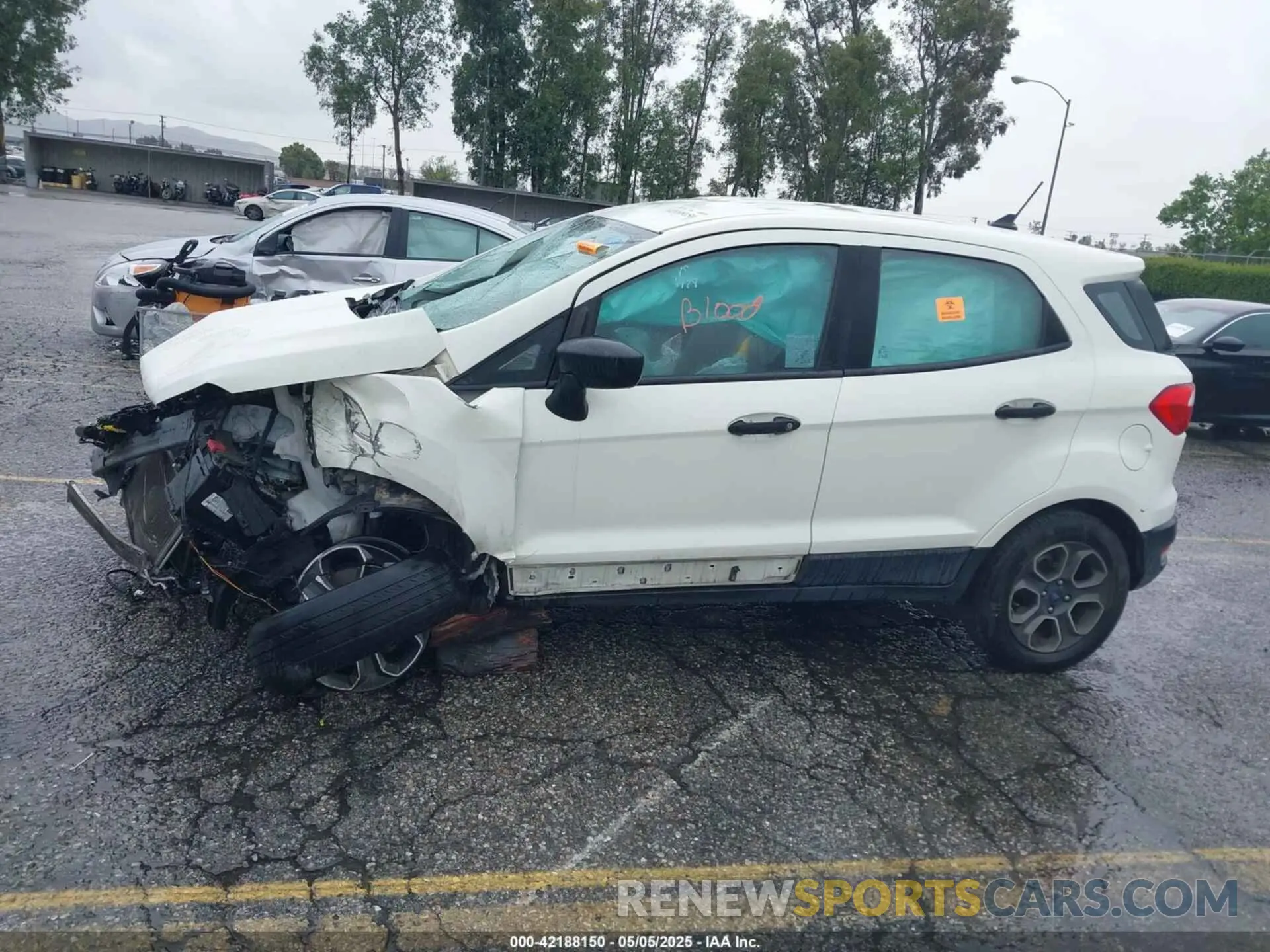 14 Фотография поврежденного автомобиля MAJ3S2FE2MC435361 FORD ECOSPORT 2021