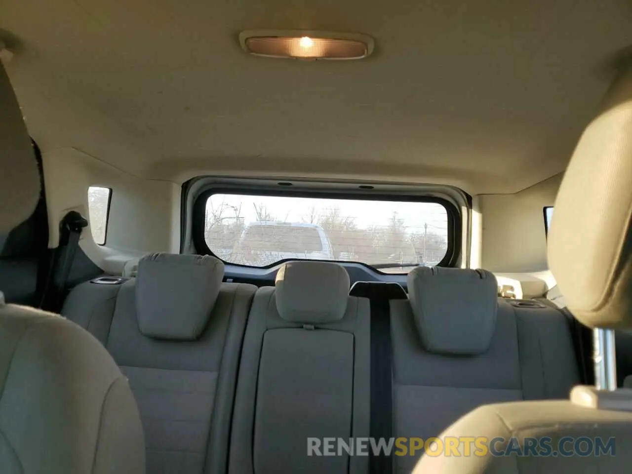 10 Фотография поврежденного автомобиля MAJ3S2FE3MC438625 FORD ECOSPORT 2021