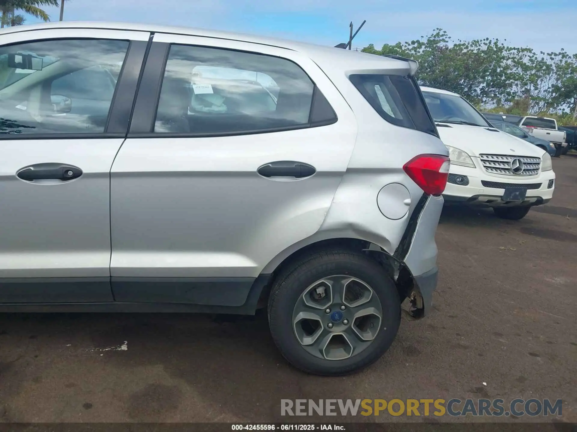 18 Photograph of a damaged car MAJ3S2FE4MC455336 FORD ECOSPORT 2021