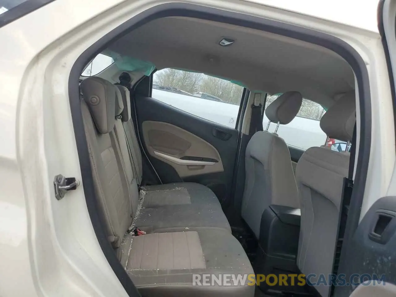 10 Photograph of a damaged car MAJ3S2FE8MC411131 FORD ECOSPORT 2021