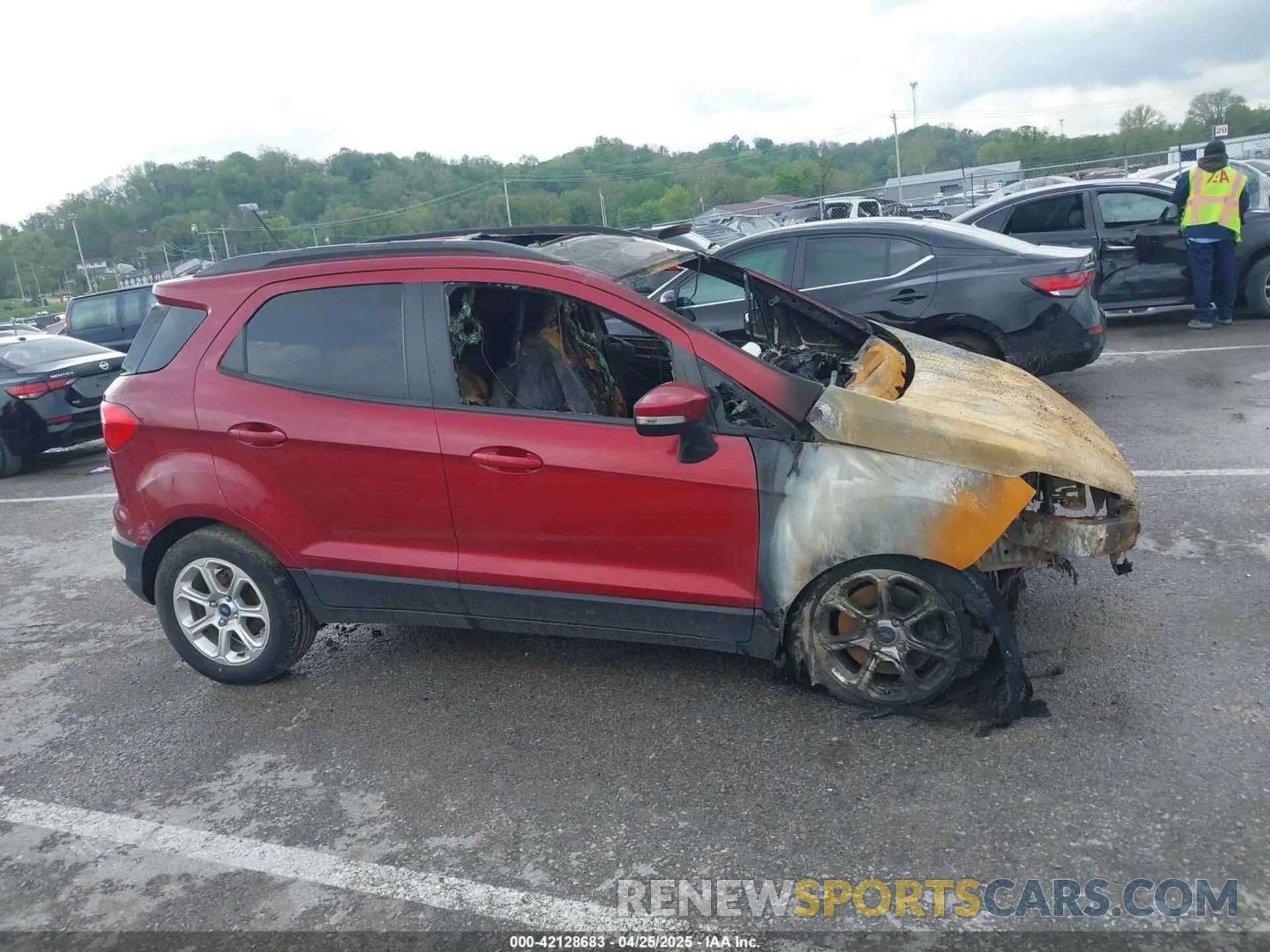 13 Фотография поврежденного автомобиля MAJ3S2GE4MC400903 FORD ECOSPORT 2021