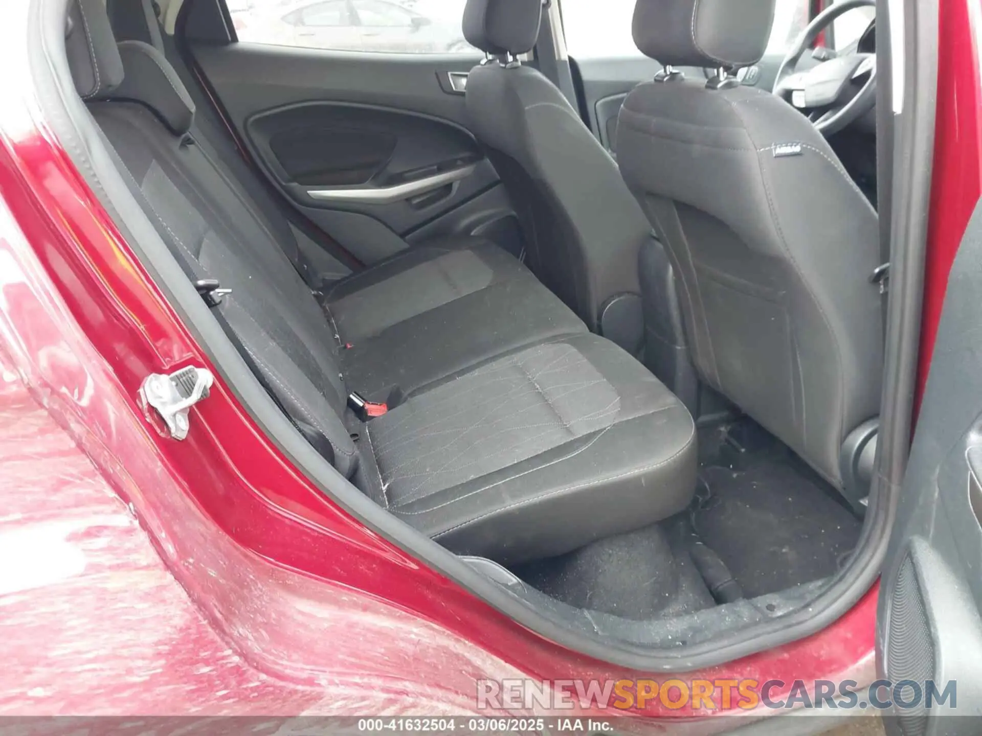 8 Фотография поврежденного автомобиля MAJ3S2GE5MC446322 FORD ECOSPORT 2021