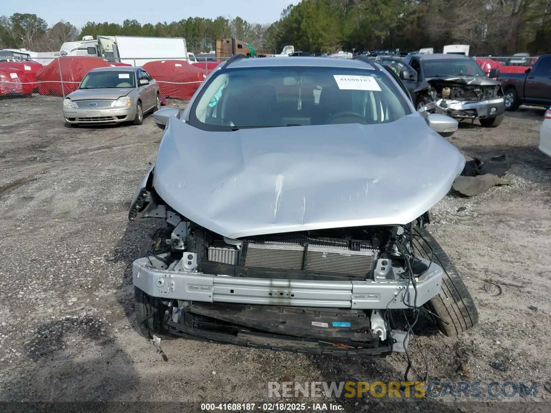 13 Фотография поврежденного автомобиля MAJ3S2GE6MC447527 FORD ECOSPORT 2021