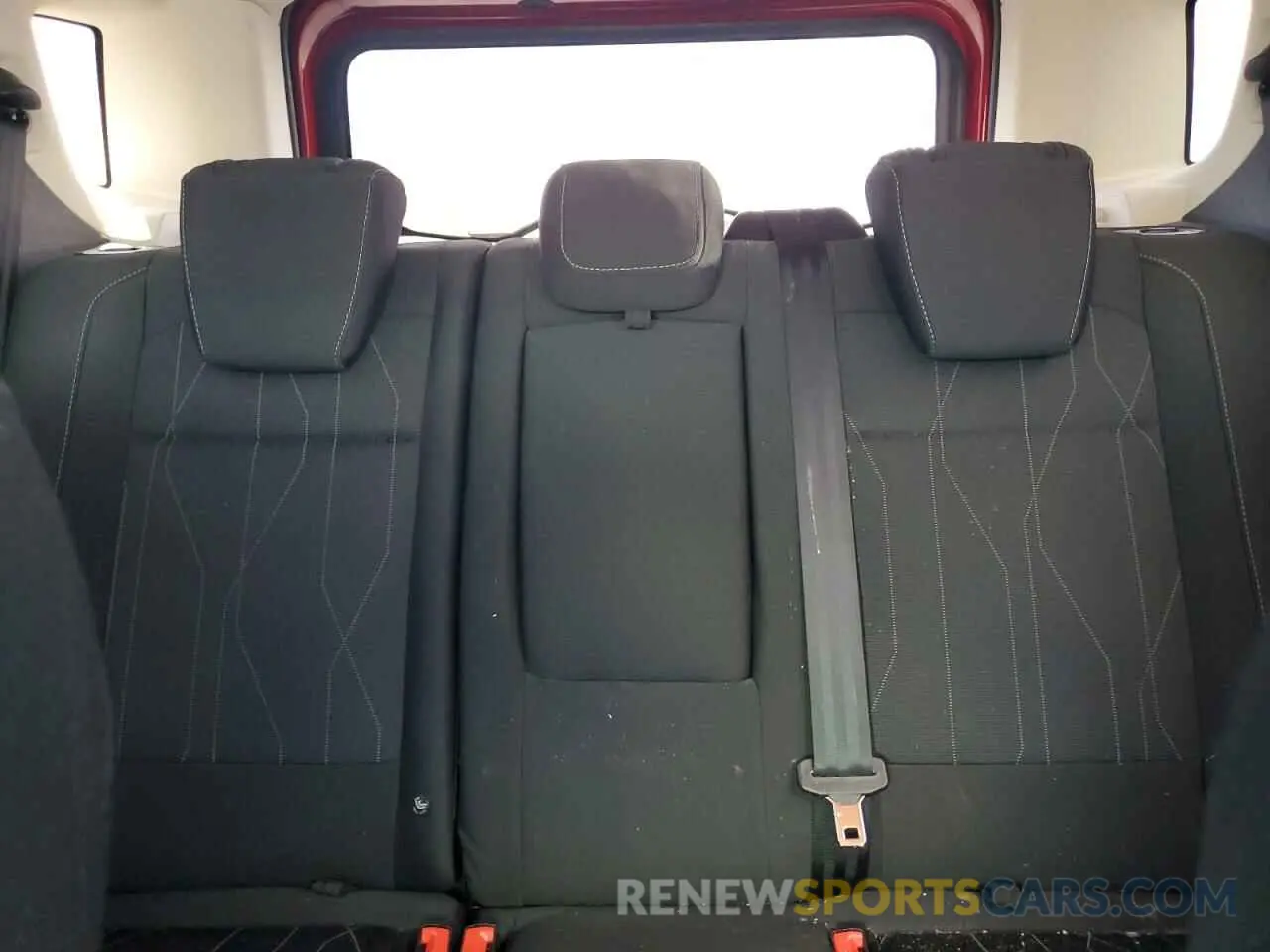 10 Фотография поврежденного автомобиля MAJ3S2GE9MC399425 FORD ECOSPORT 2021