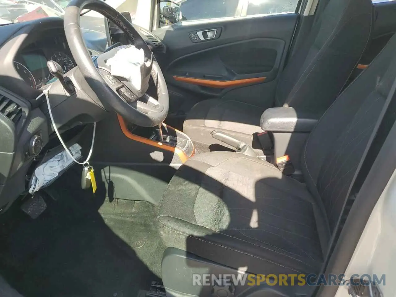 7 Фотография поврежденного автомобиля MAJ3S2GEXMC400081 FORD ECOSPORT 2021