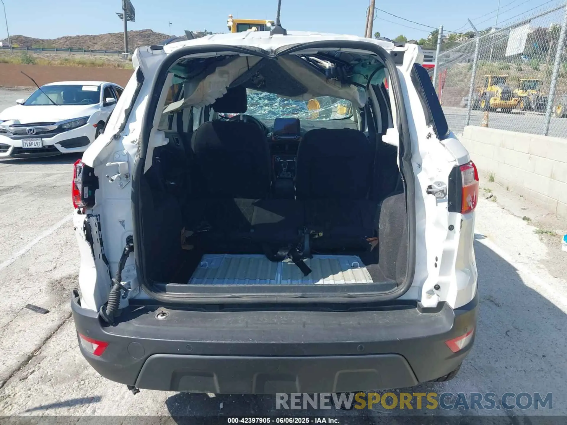 13 Фотография поврежденного автомобиля MAJ3S2GEXMC408021 FORD ECOSPORT 2021
