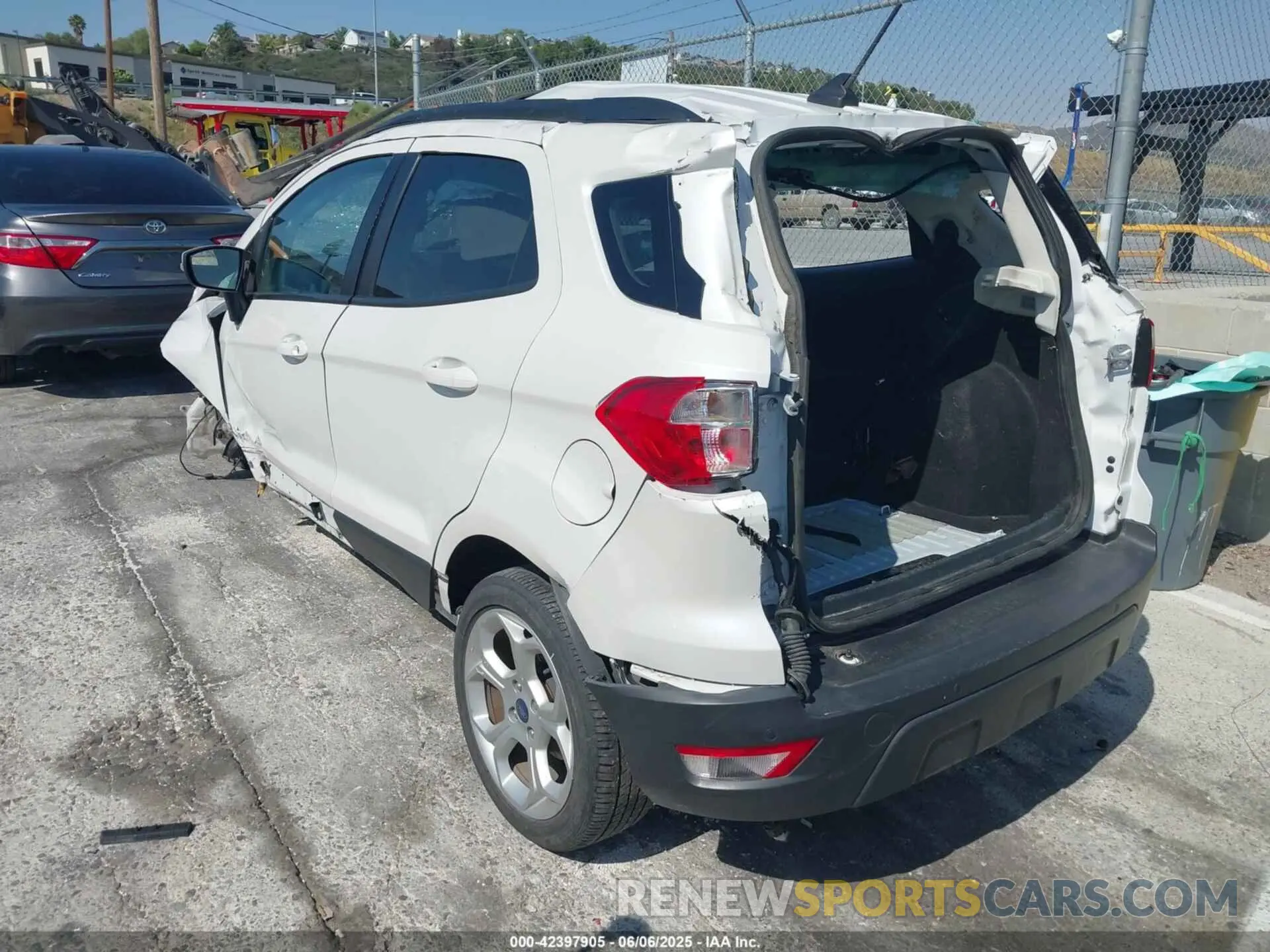 3 Фотография поврежденного автомобиля MAJ3S2GEXMC408021 FORD ECOSPORT 2021