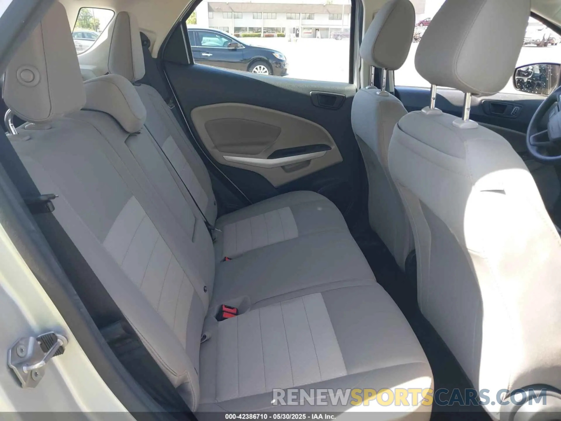 8 Фотография поврежденного автомобиля MAJ6S3FL7MC413096 FORD ECOSPORT 2021