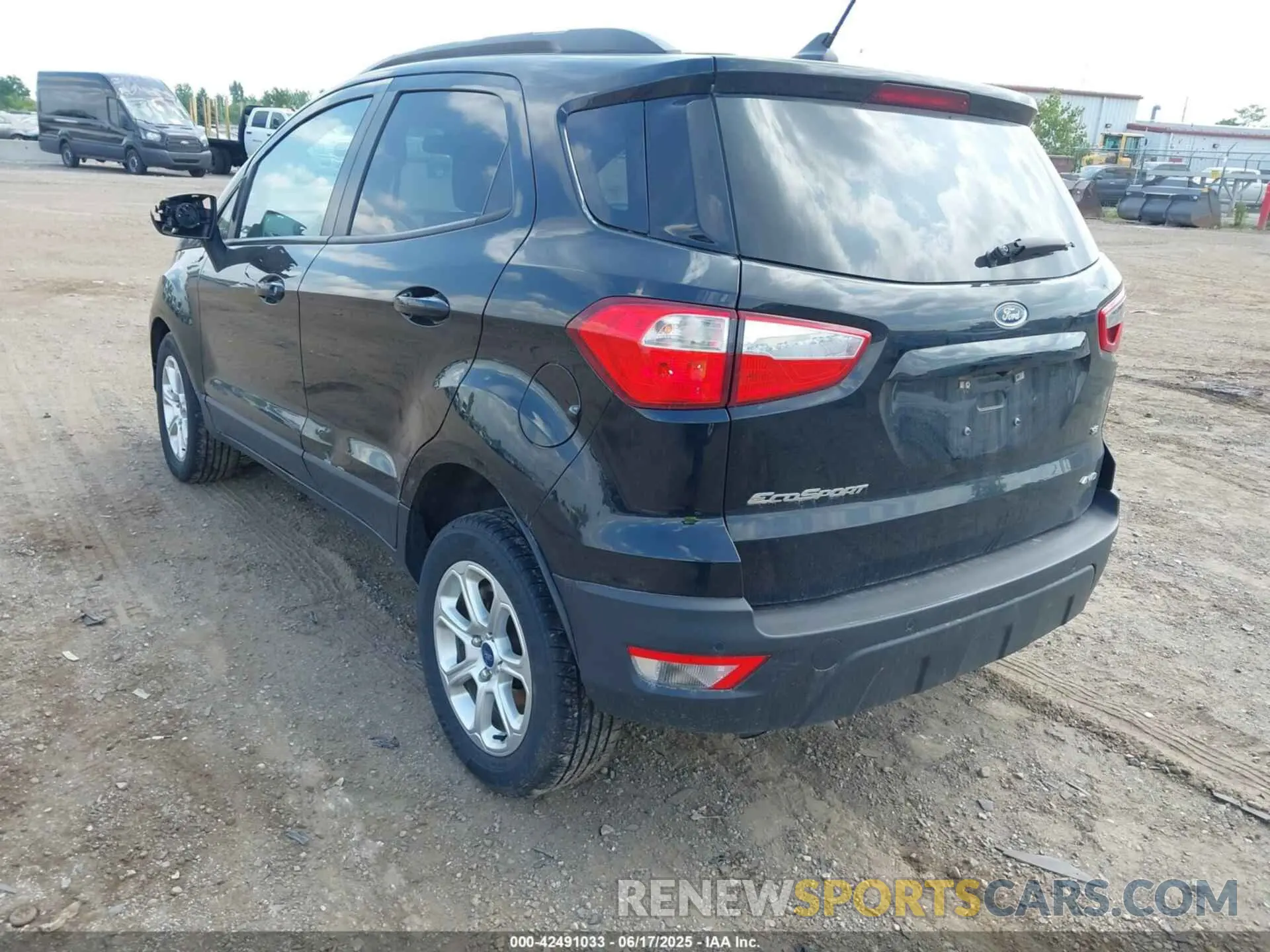 3 Photograph of a damaged car MAJ6S3GL0MC400799 FORD ECOSPORT 2021
