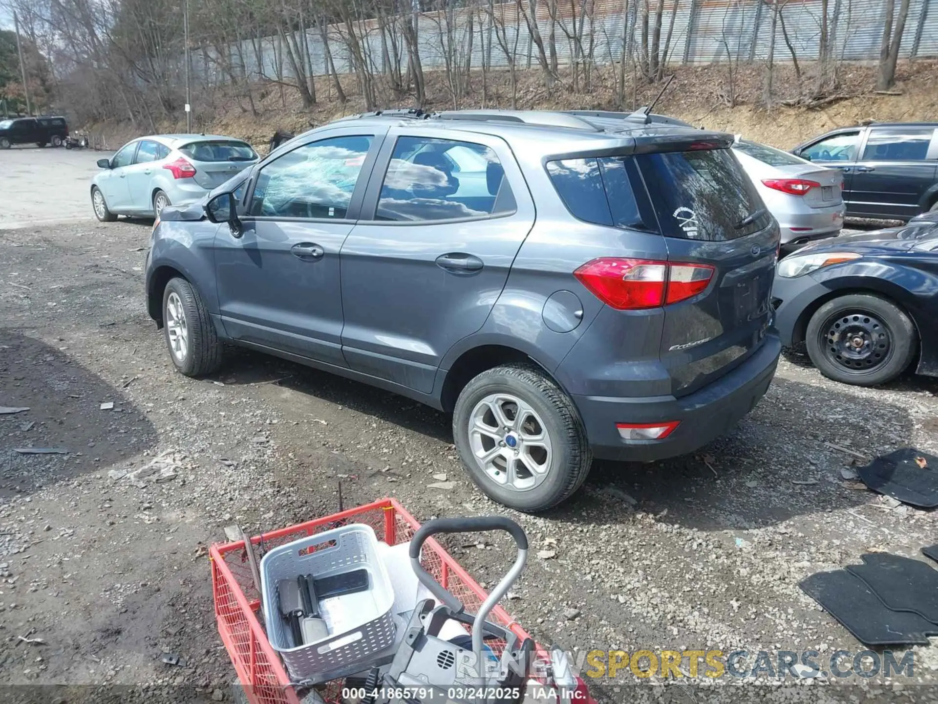 3 Фотография поврежденного автомобиля MAJ6S3GL0MC404528 FORD ECOSPORT 2021
