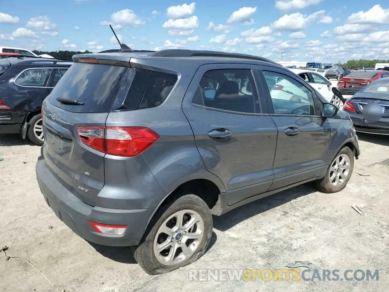 3 Фотография поврежденного автомобиля MAJ6S3GLXMC400244 FORD ECOSPORT 2021