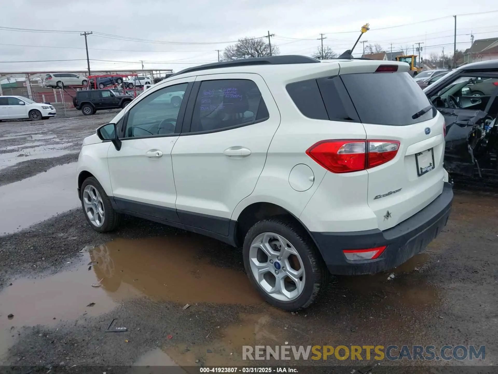 3 Photograph of a damaged car MAJ6S3GLXMC410109 FORD ECOSPORT 2021