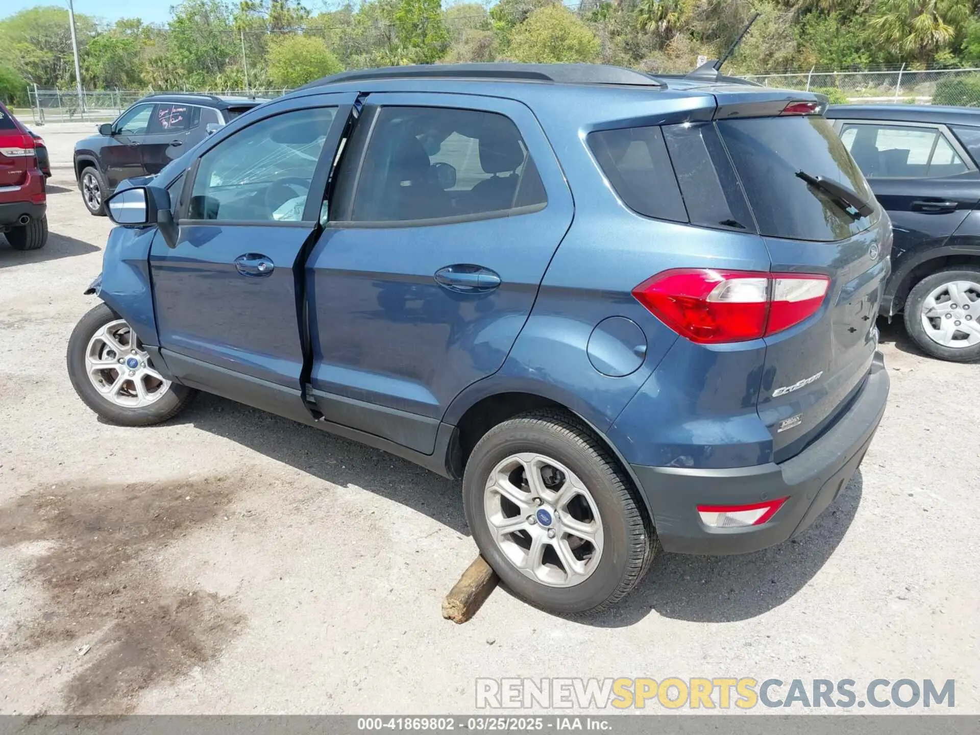 3 Фотография поврежденного автомобиля MAJ6S3GLXMC441005 FORD ECOSPORT 2021