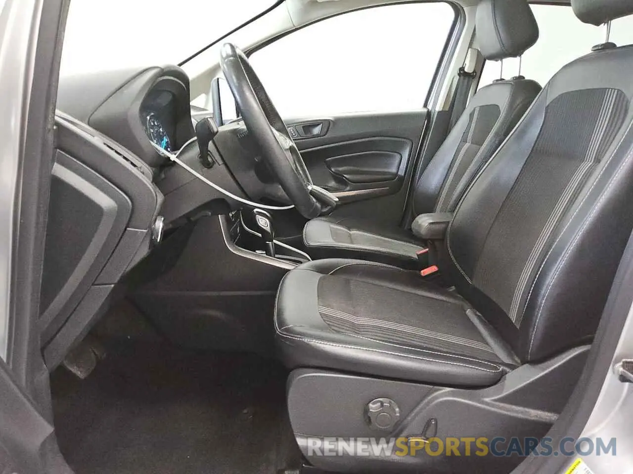 7 Фотография поврежденного автомобиля MAJ6S3JL6MC425733 FORD ECOSPORT 2021