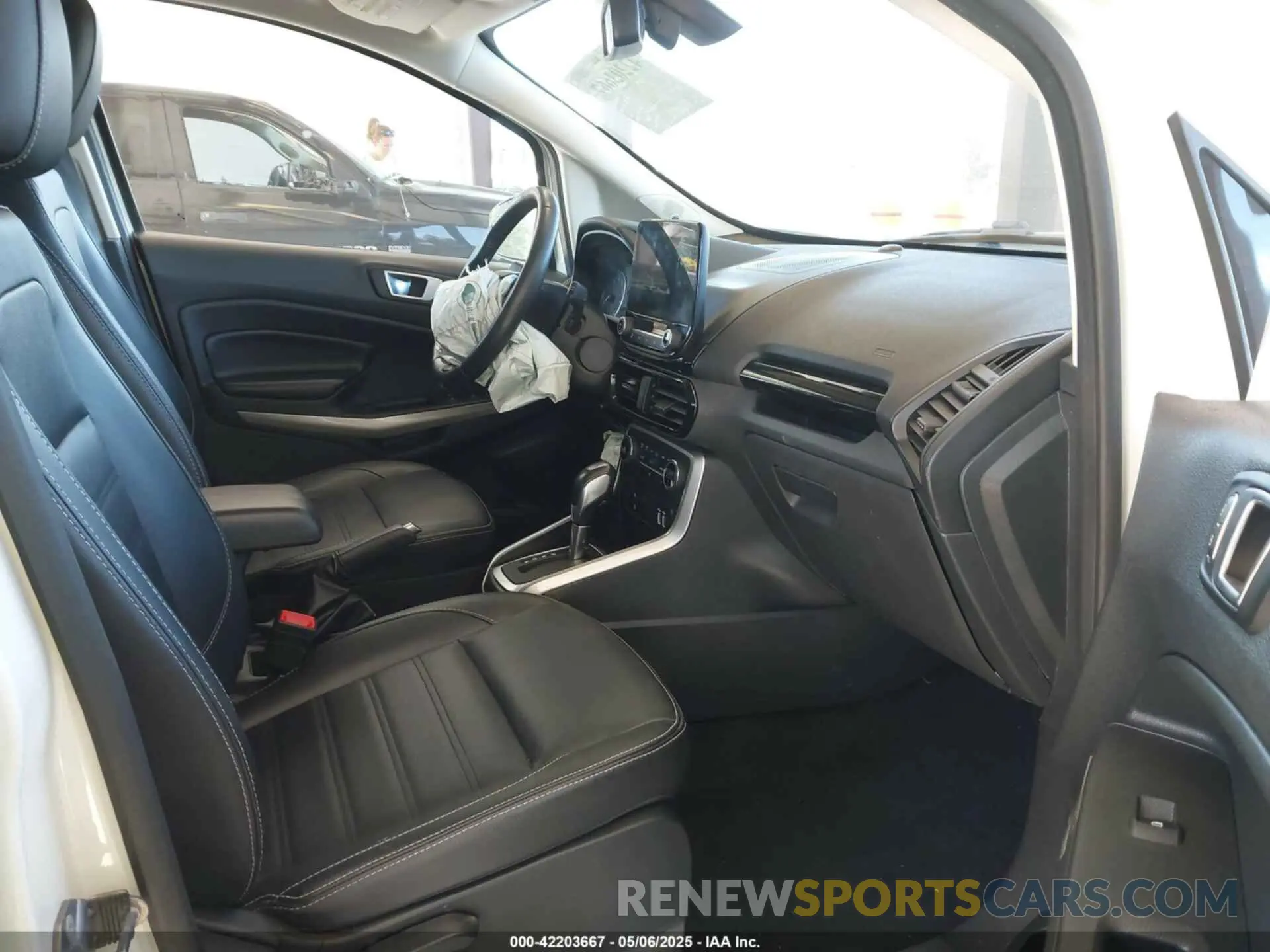 5 Фотография поврежденного автомобиля MAJ6S3KL8MC402081 FORD ECOSPORT 2021