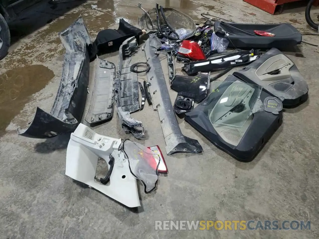 12 Photograph of a damaged car MAJ6S3FL4NC466808 FORD ECOSPORT 2022
