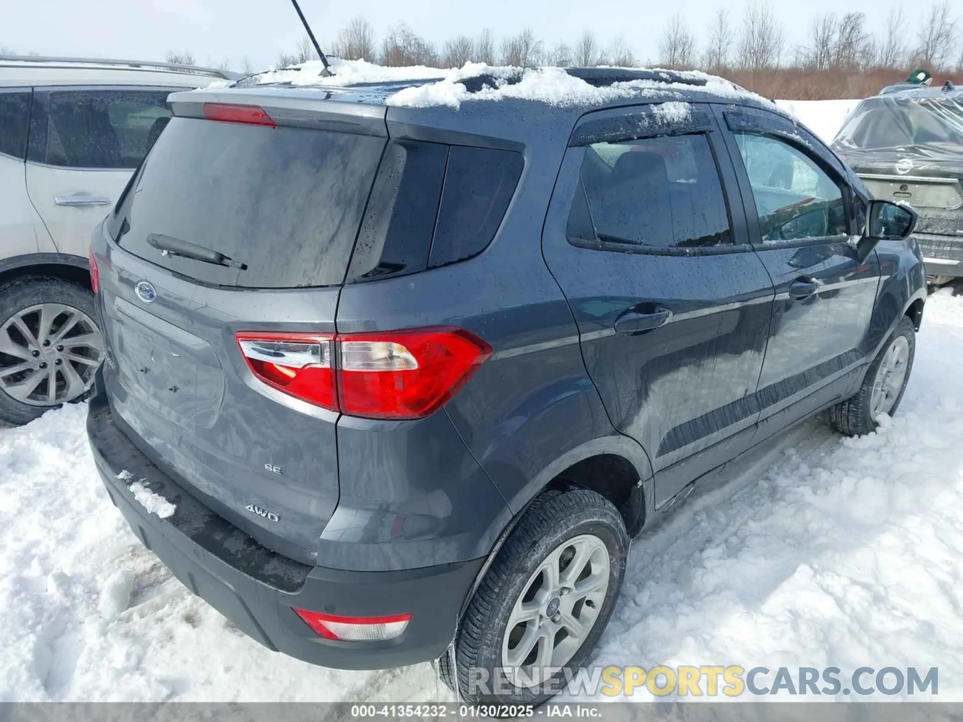 4 Photograph of a damaged car MAJ6S3GL0NC466609 FORD ECOSPORT 2022