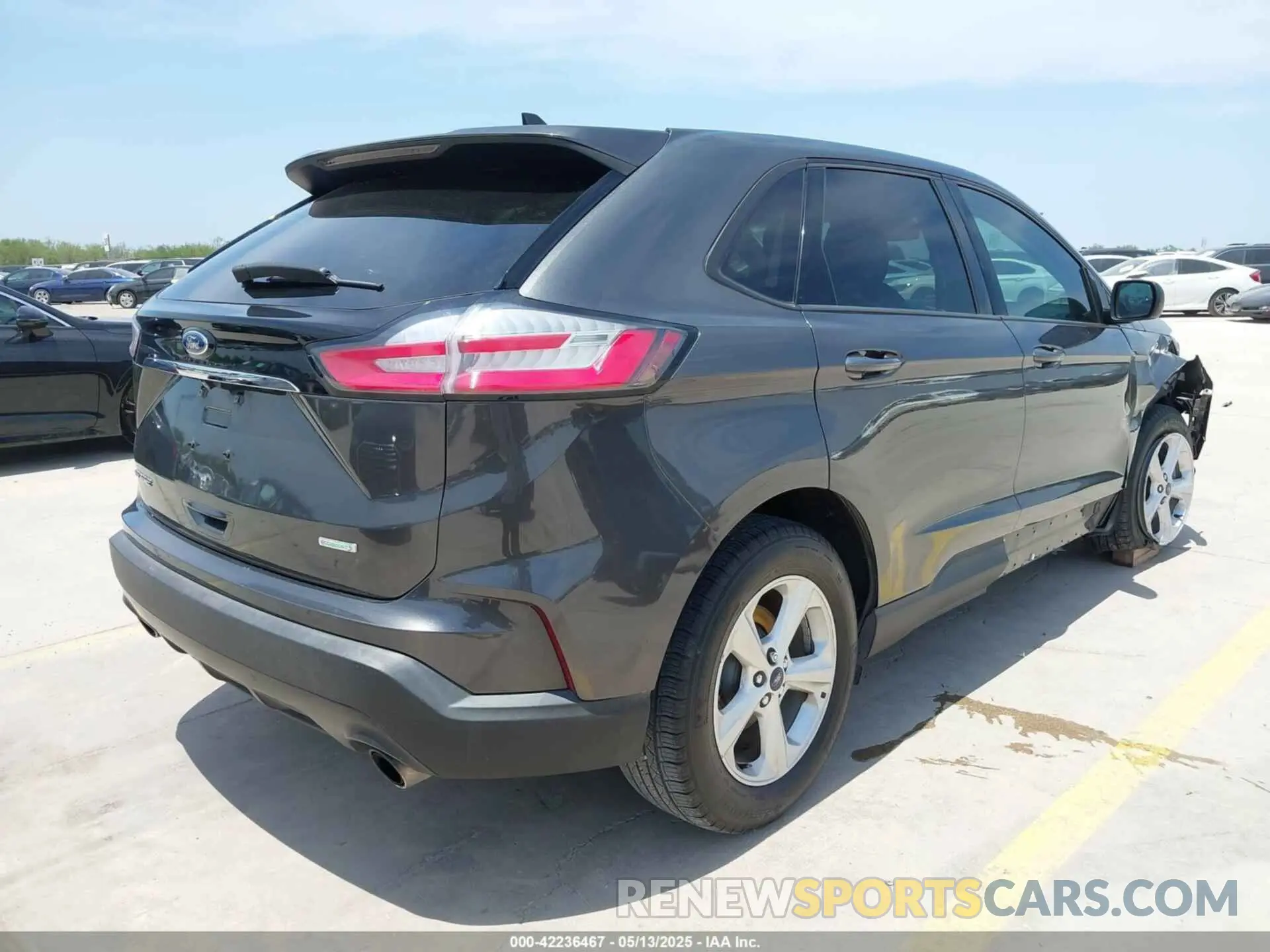 4 Photograph of a damaged car 2FMPK3G90KBB12969 FORD EDGE 2019