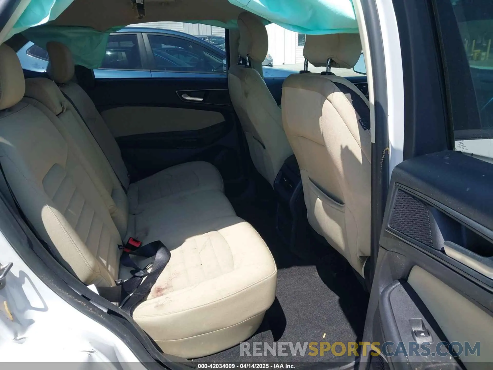 8 Photograph of a damaged car 2FMPK3G91KBC27869 FORD EDGE 2019