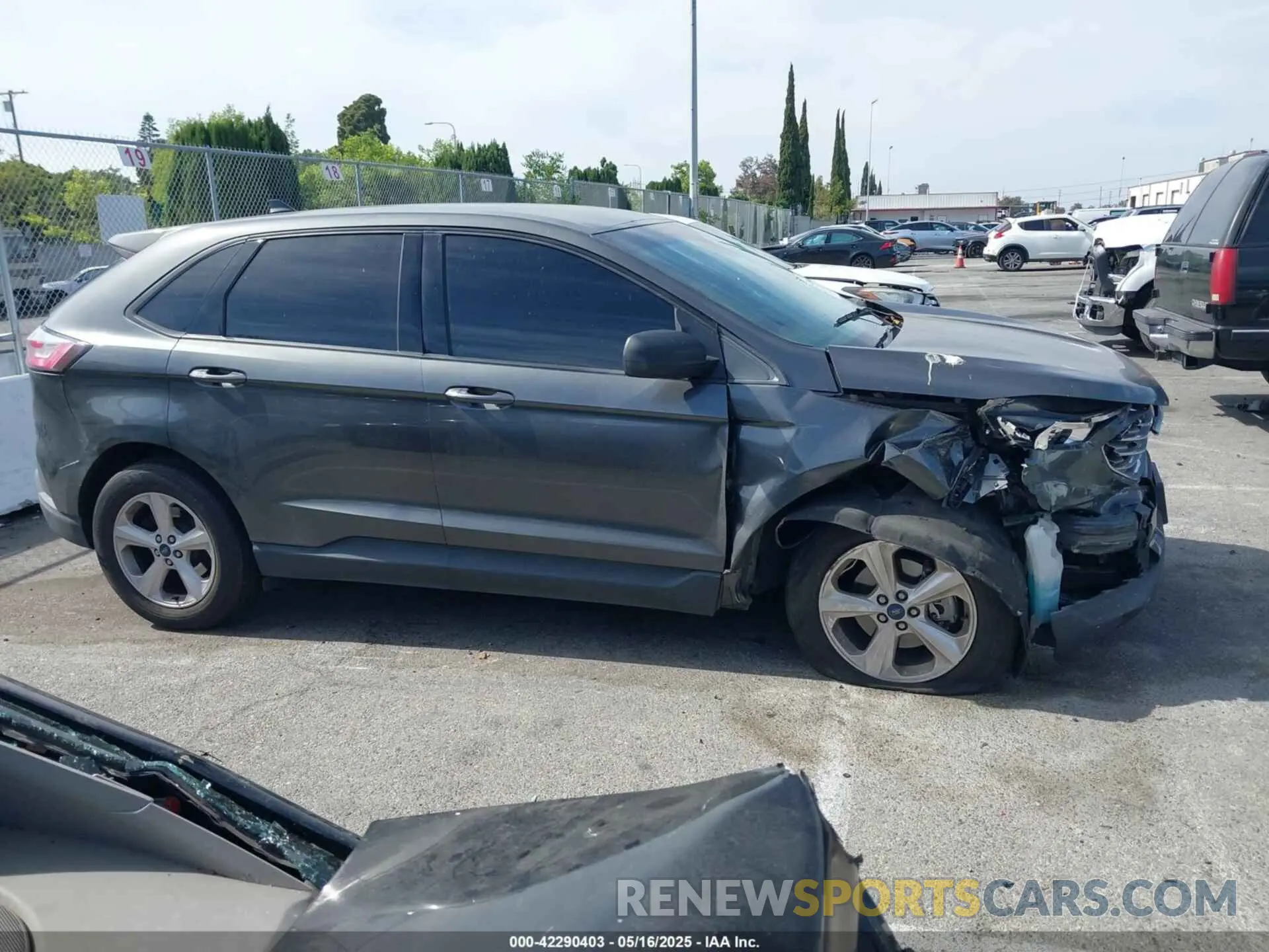 12 Photograph of a damaged car 2FMPK3G93KBB76472 FORD EDGE 2019