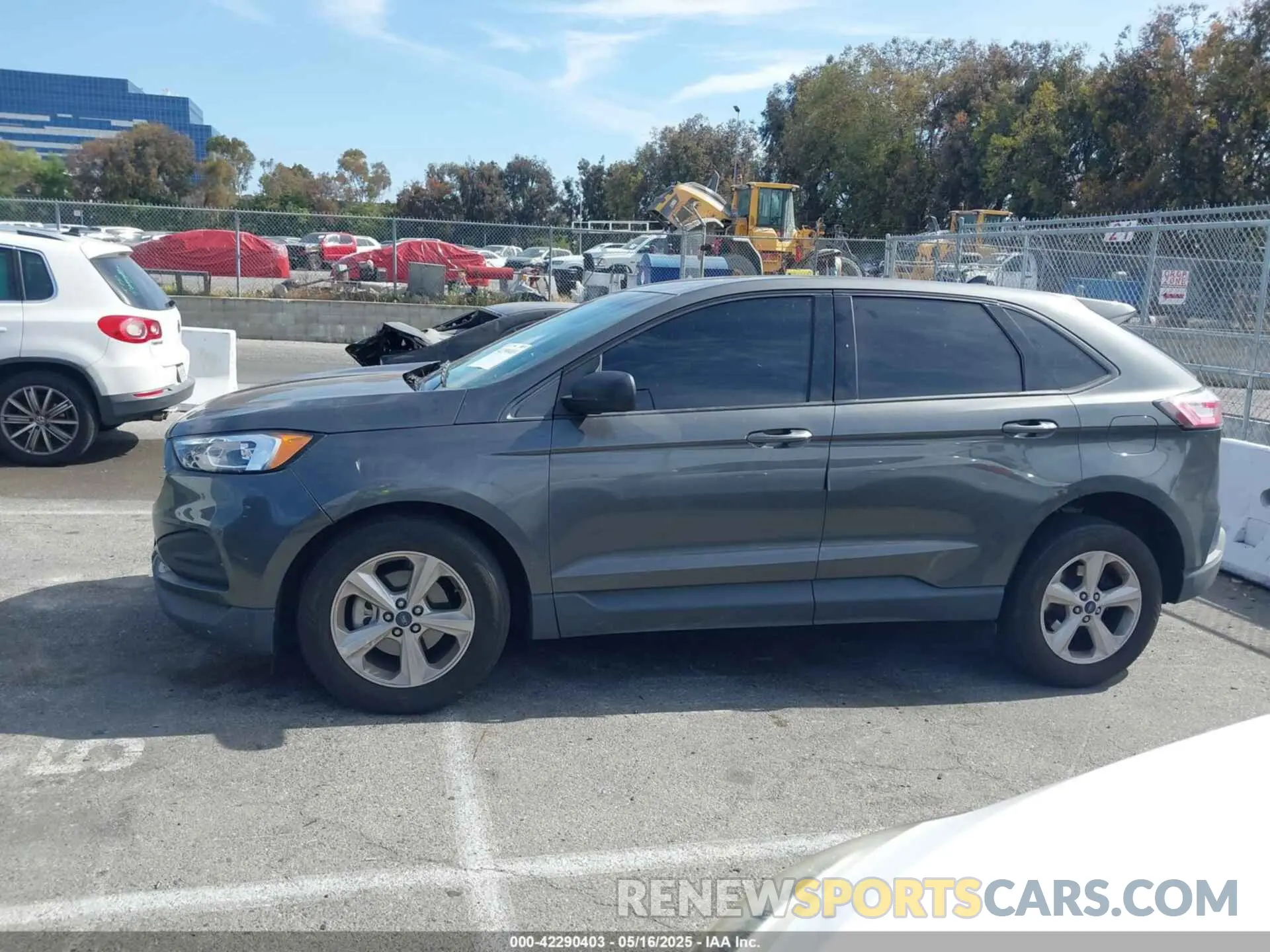 13 Photograph of a damaged car 2FMPK3G93KBB76472 FORD EDGE 2019