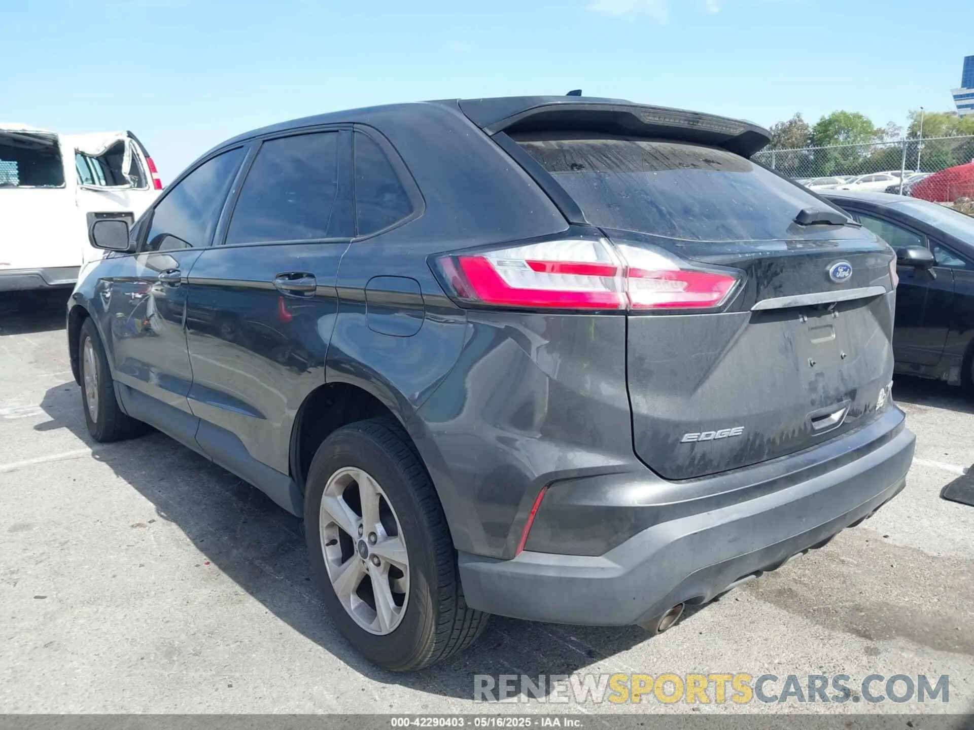3 Photograph of a damaged car 2FMPK3G93KBB76472 FORD EDGE 2019