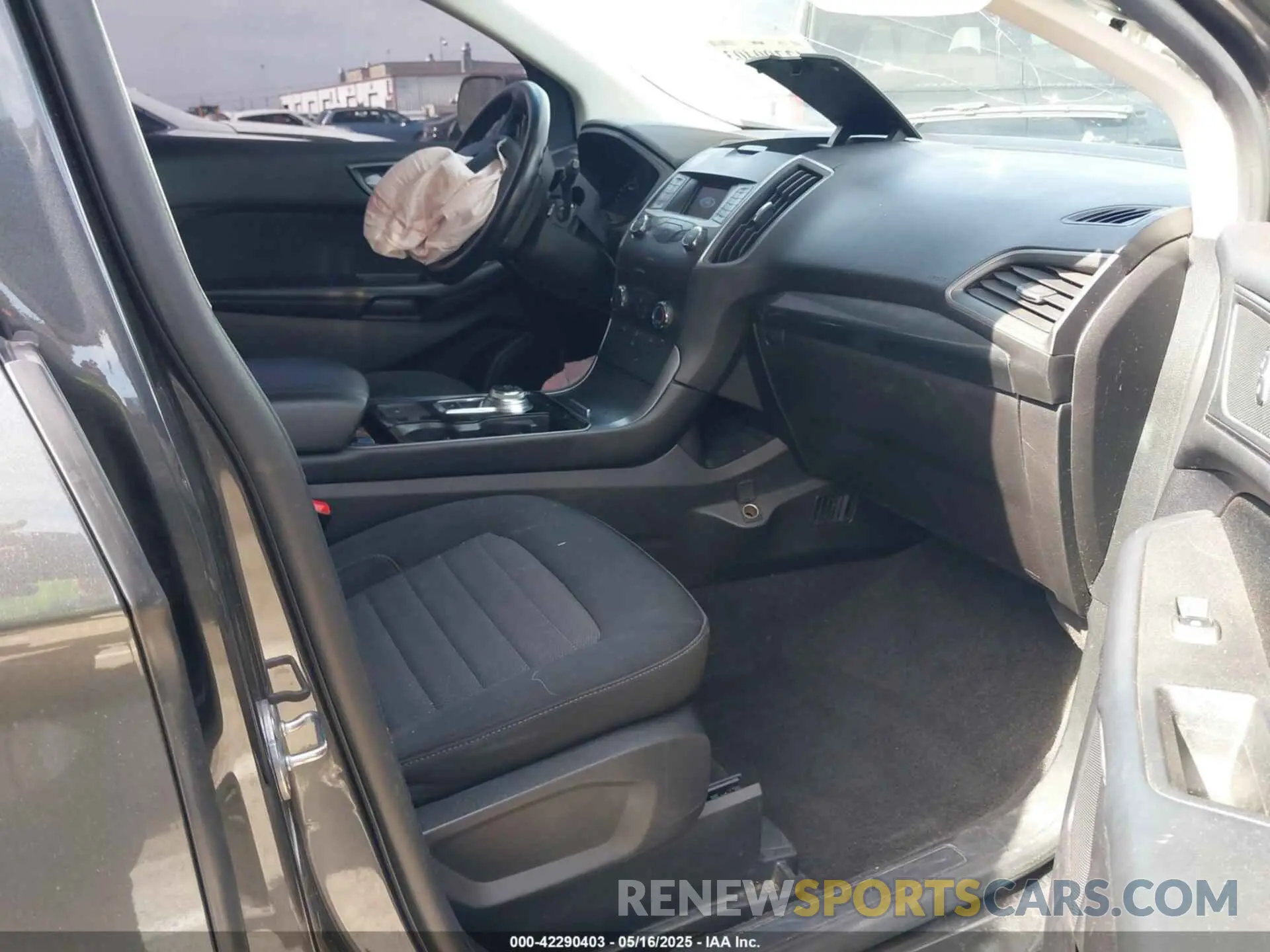 5 Photograph of a damaged car 2FMPK3G93KBB76472 FORD EDGE 2019