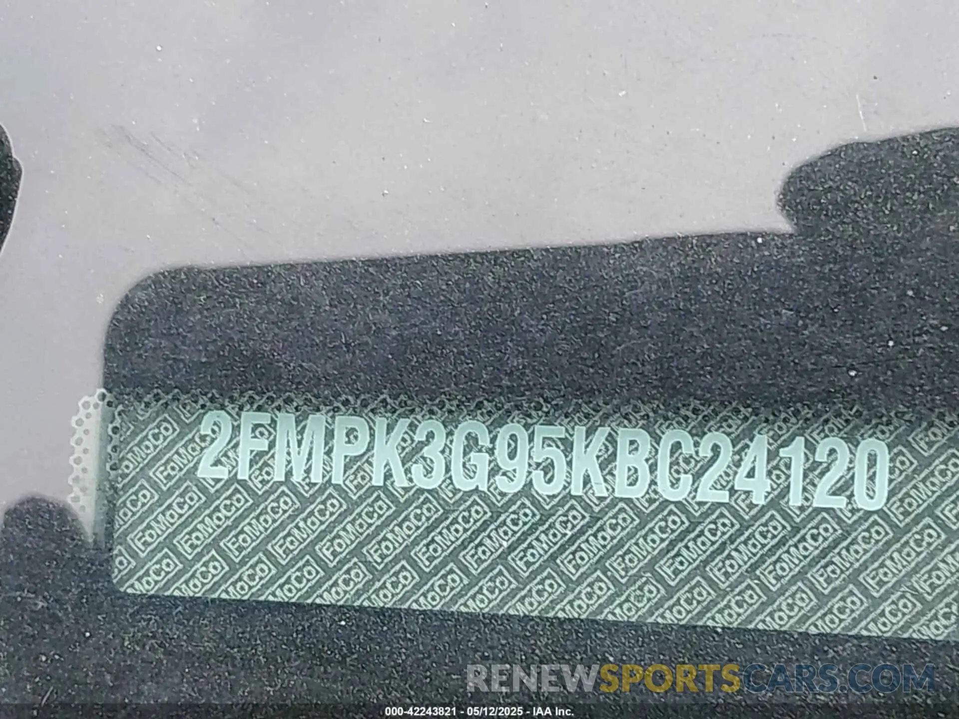 9 Photograph of a damaged car 2FMPK3G95KBC24120 FORD EDGE 2019