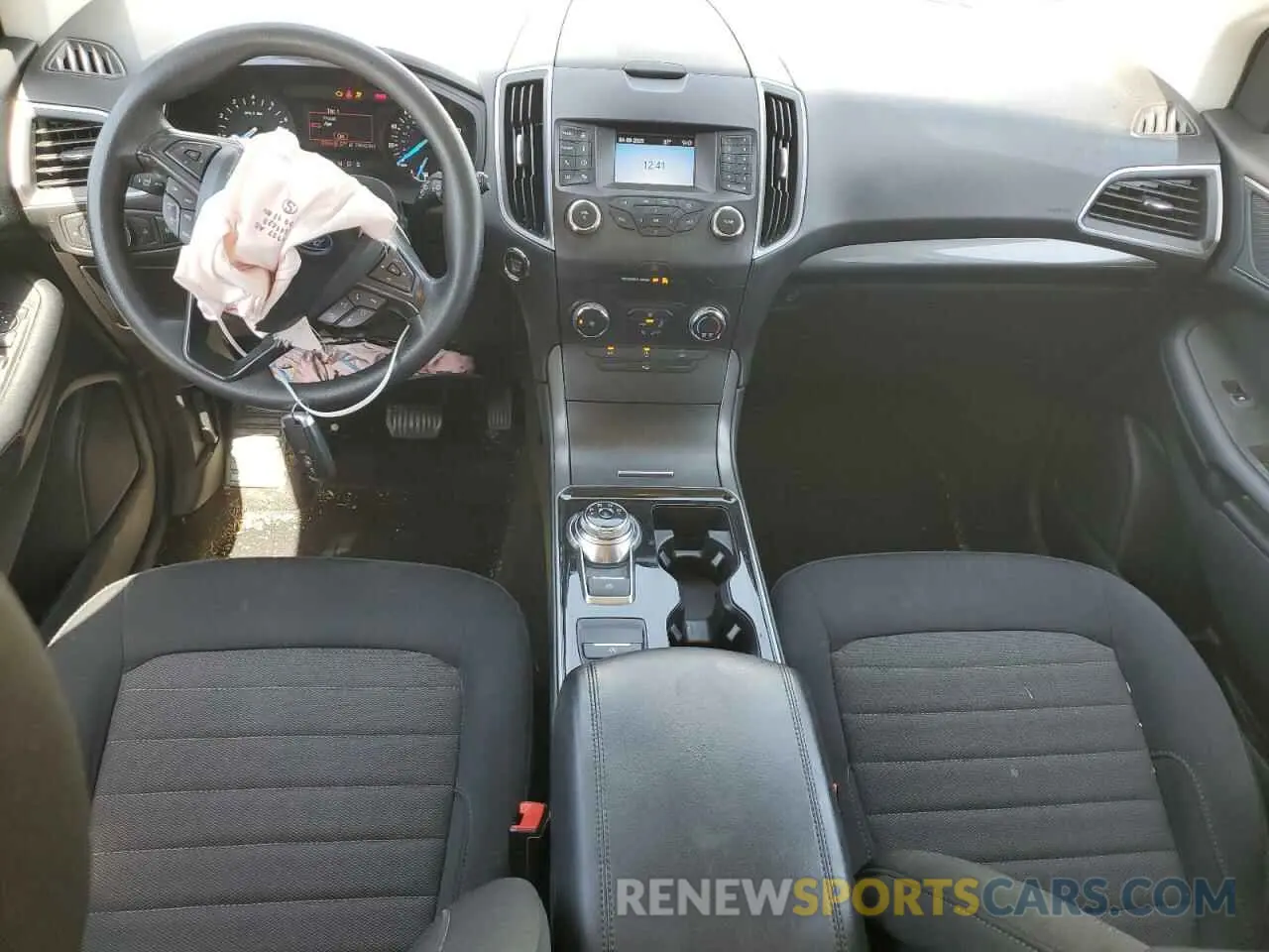 8 Photograph of a damaged car 2FMPK3G97KBB19465 FORD EDGE 2019
