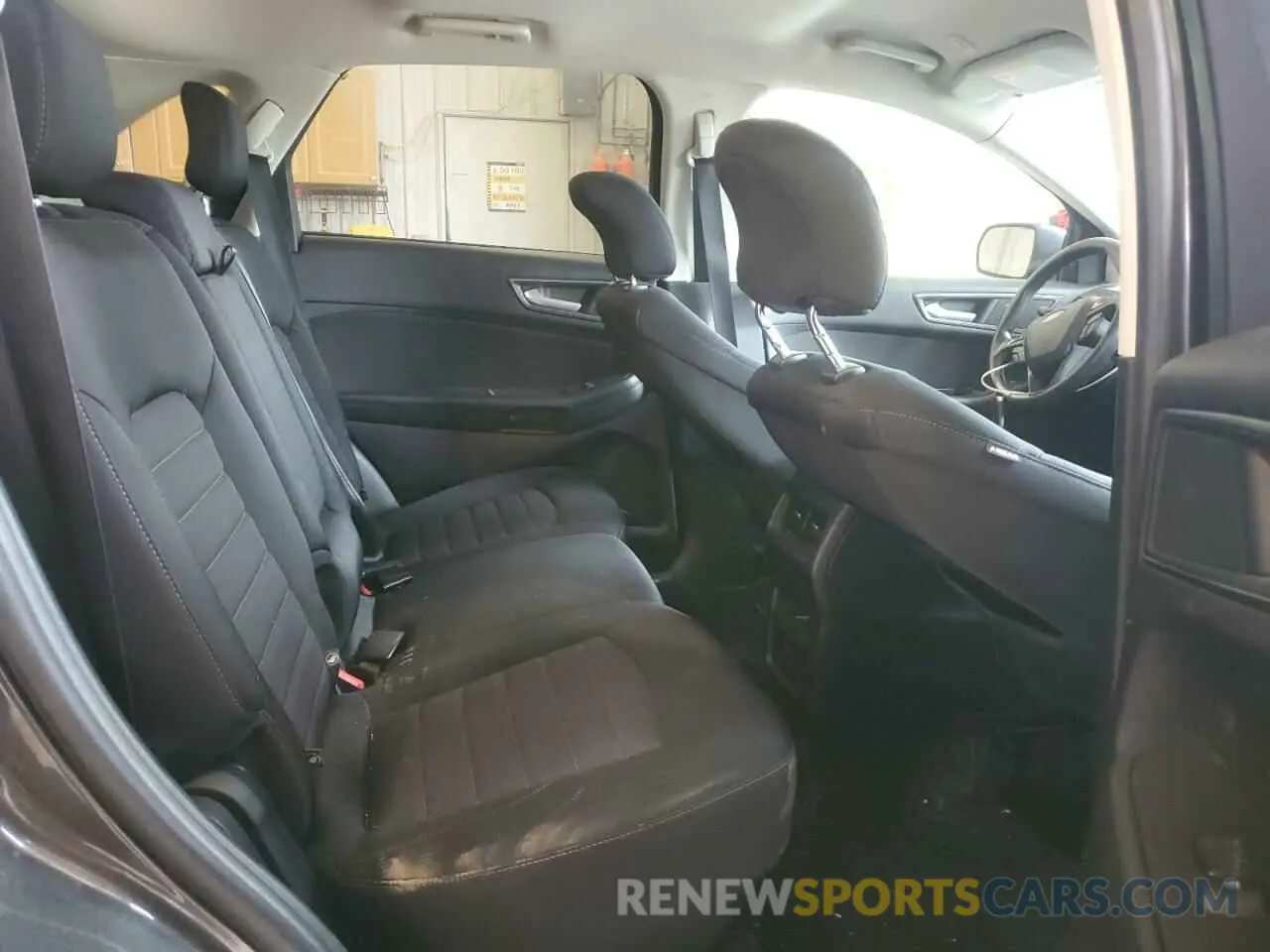11 Photograph of a damaged car 2FMPK3G98KBB77049 FORD EDGE 2019