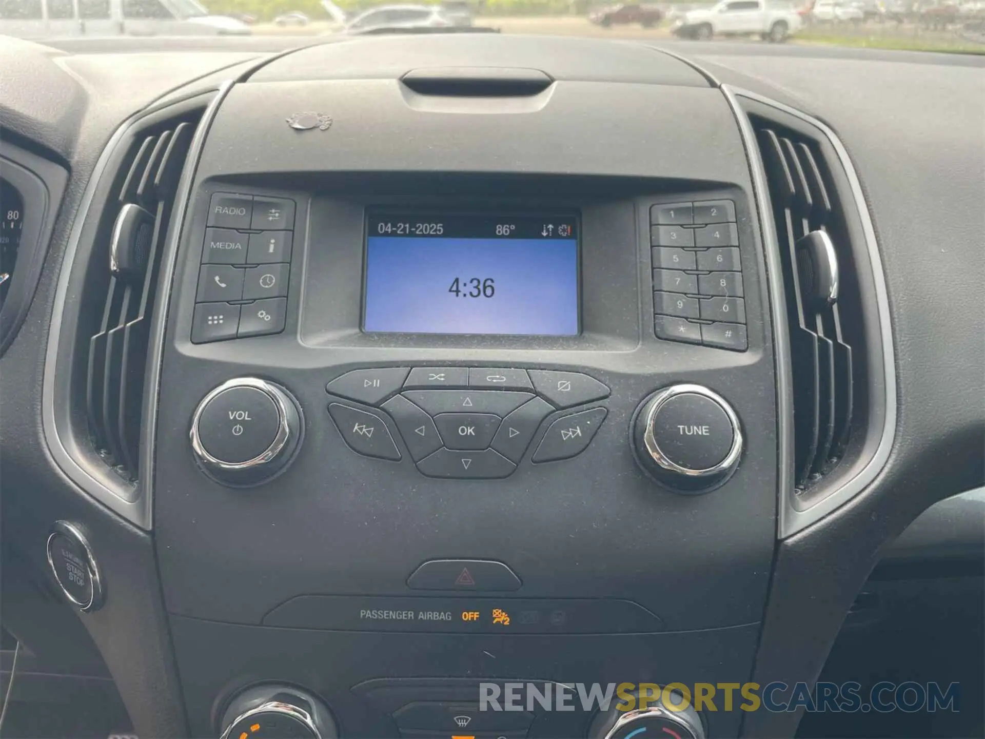 14 Photograph of a damaged car 2FMPK3G98KBB77312 FORD EDGE 2019