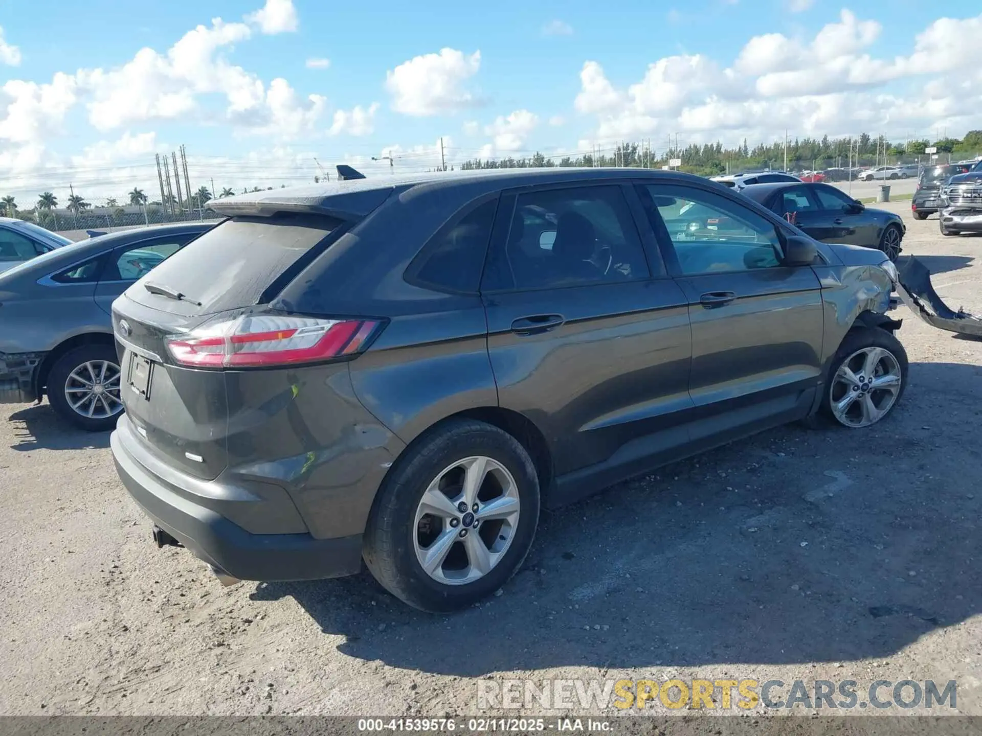 4 Фотография поврежденного автомобиля 2FMPK3G99KBC15761 FORD EDGE 2019