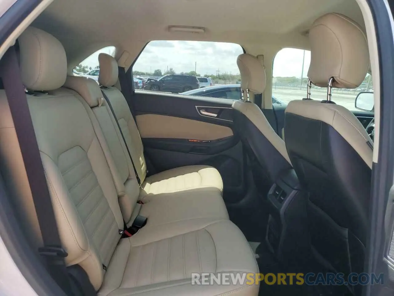 11 Photograph of a damaged car 2FMPK3J90KBC32442 FORD EDGE 2019