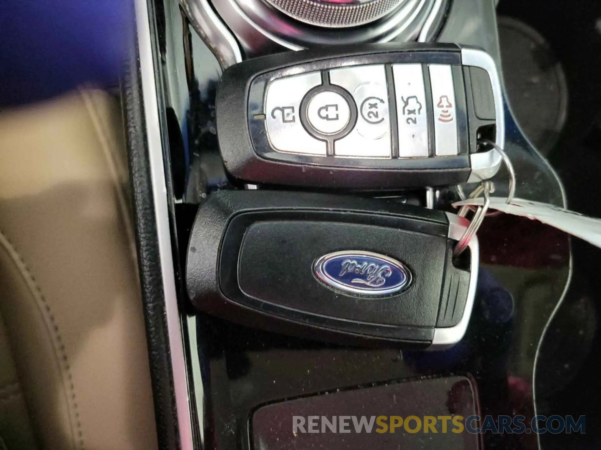 13 Фотография поврежденного автомобиля 2FMPK3J90KBC64372 FORD EDGE 2019