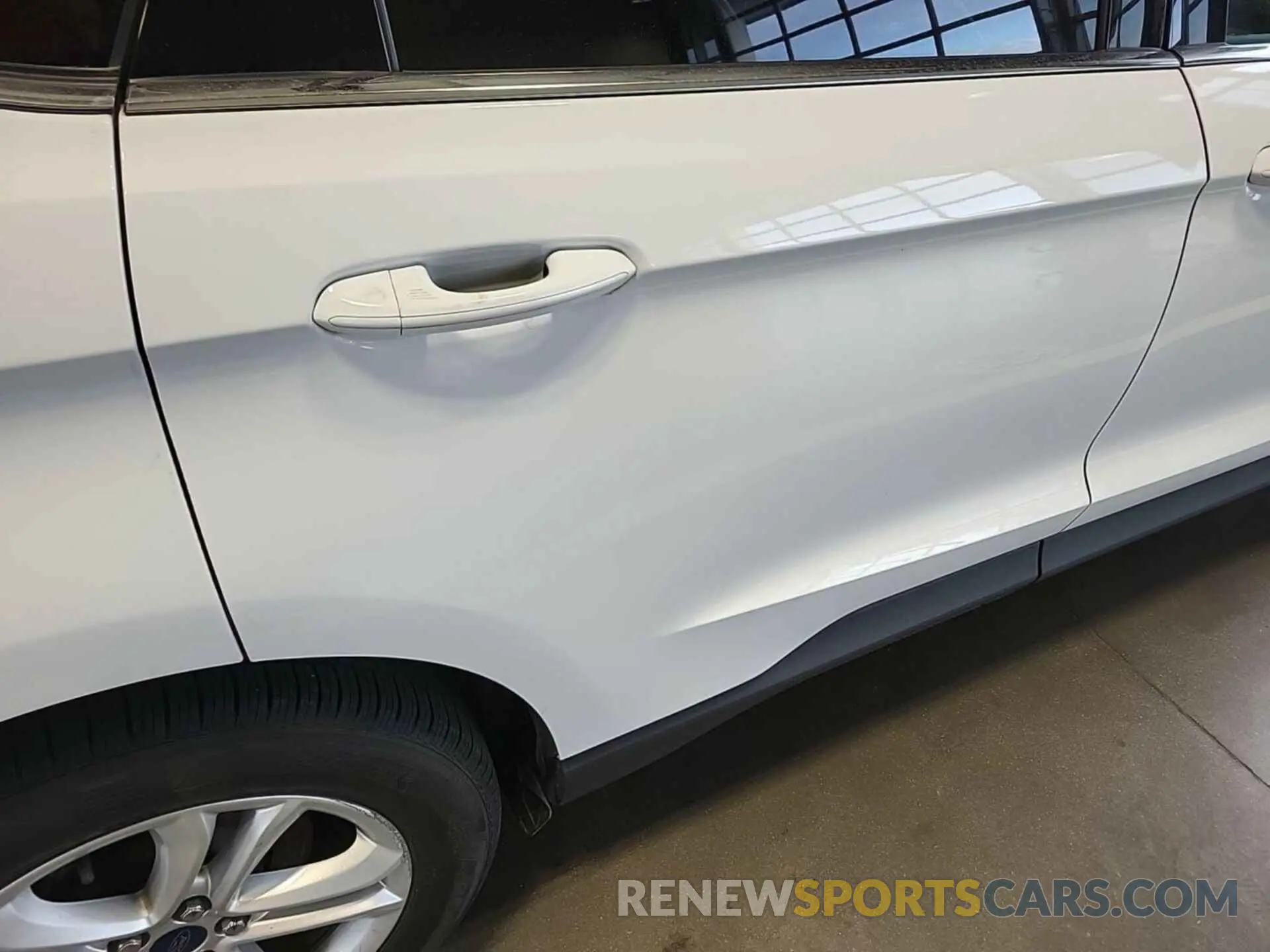 4 Фотография поврежденного автомобиля 2FMPK3J90KBC64372 FORD EDGE 2019